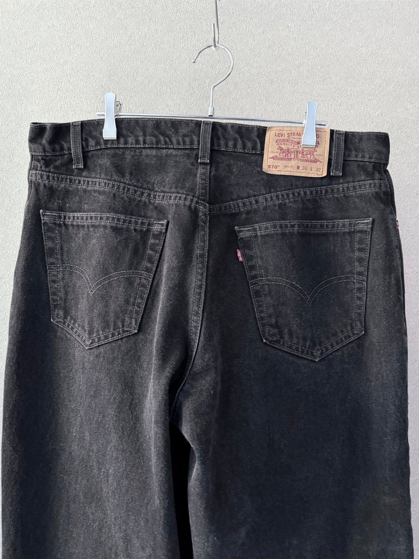 90's Levi's 570 denim pants "Made in USA"