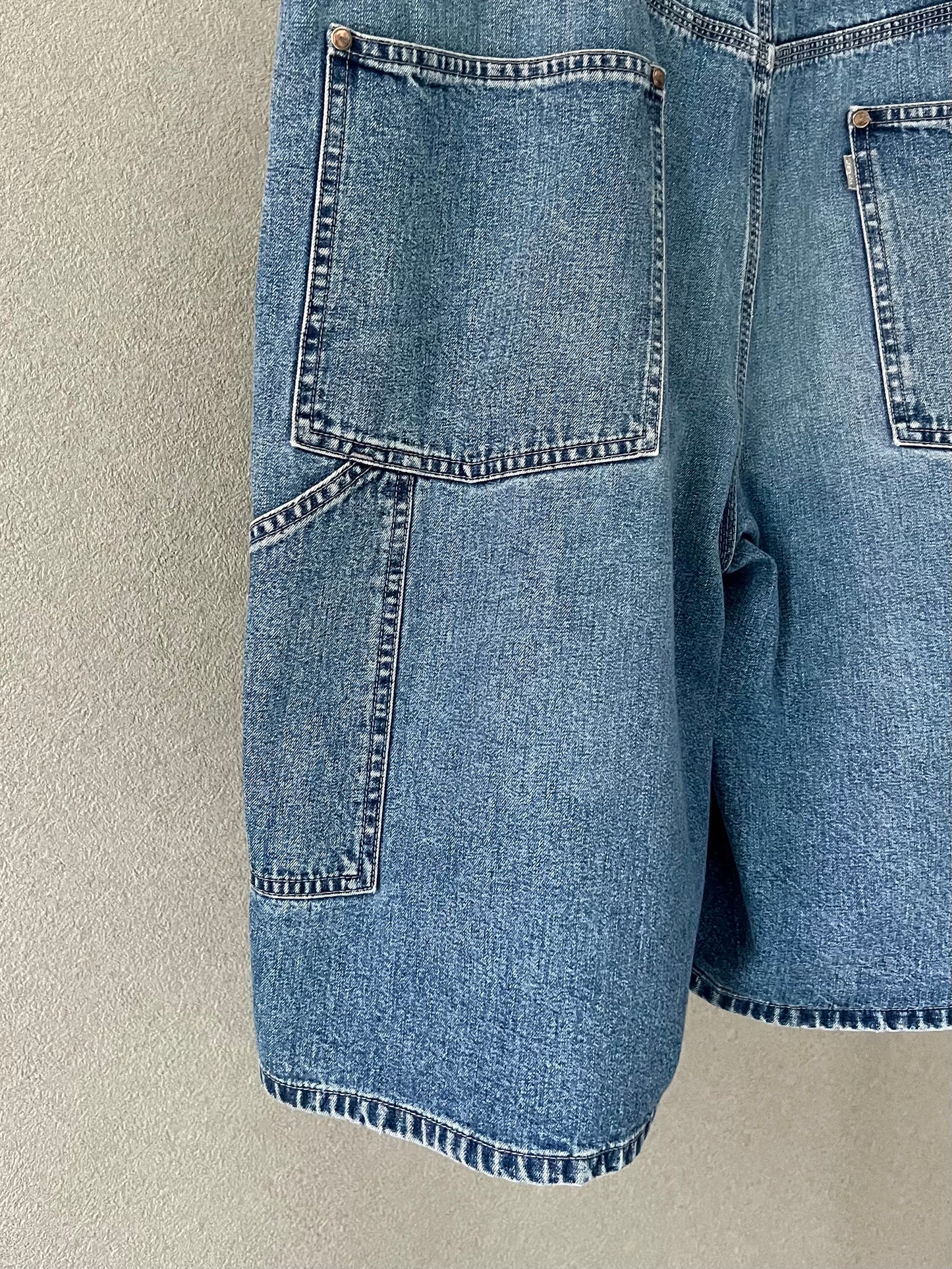 00's Levi's silverTab denim shorts