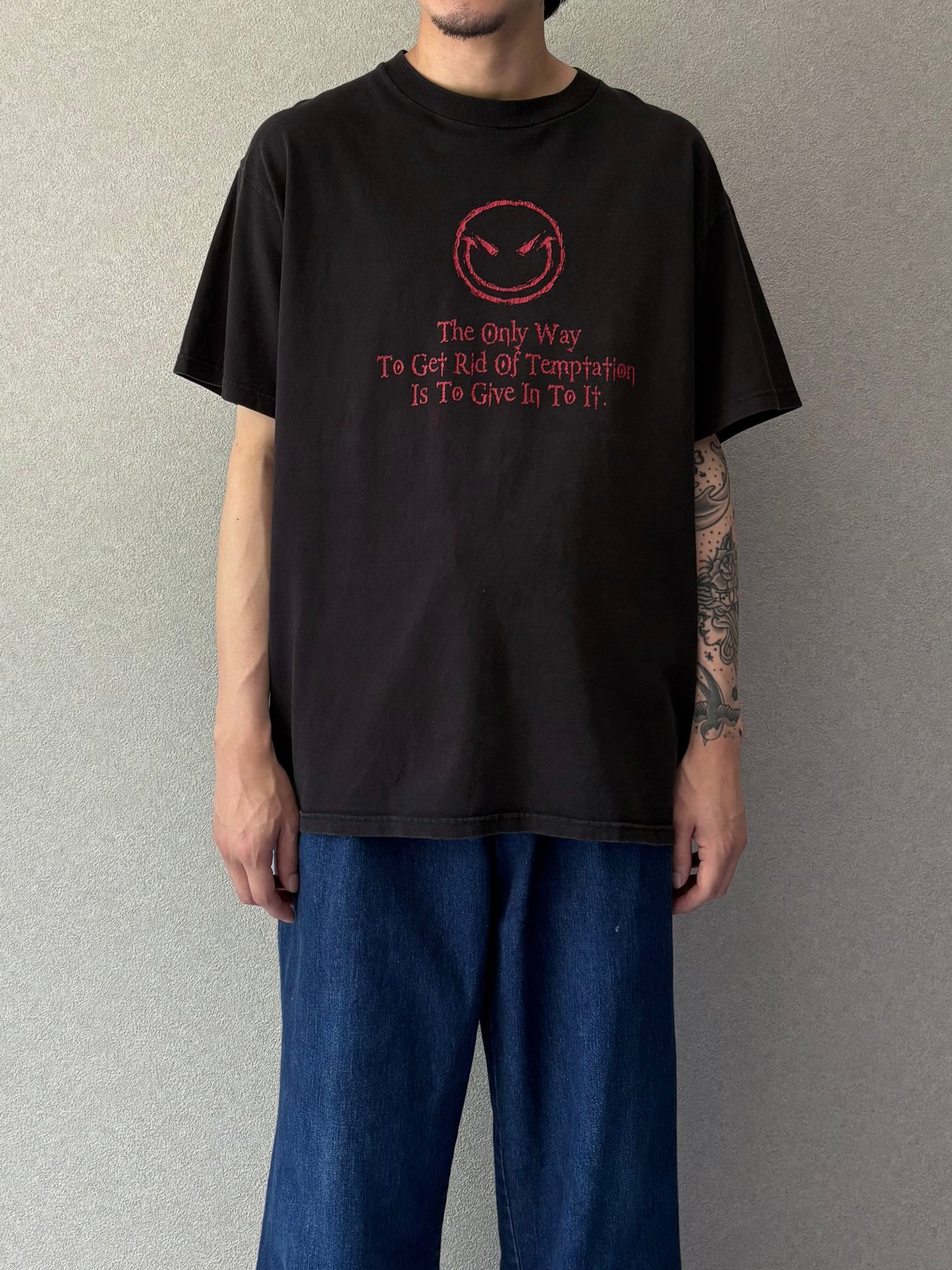 00's UNKNOWN printed t-shirt
