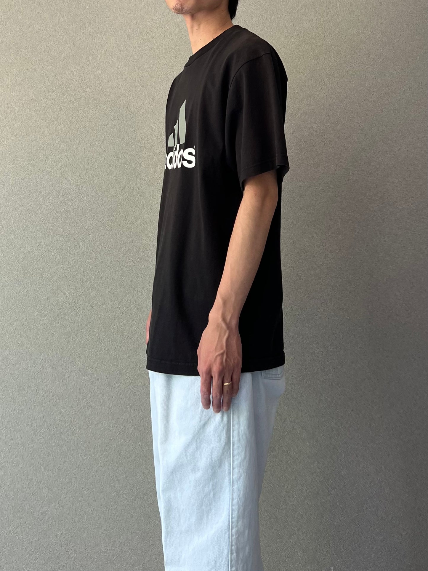 90's adidas t-shirt