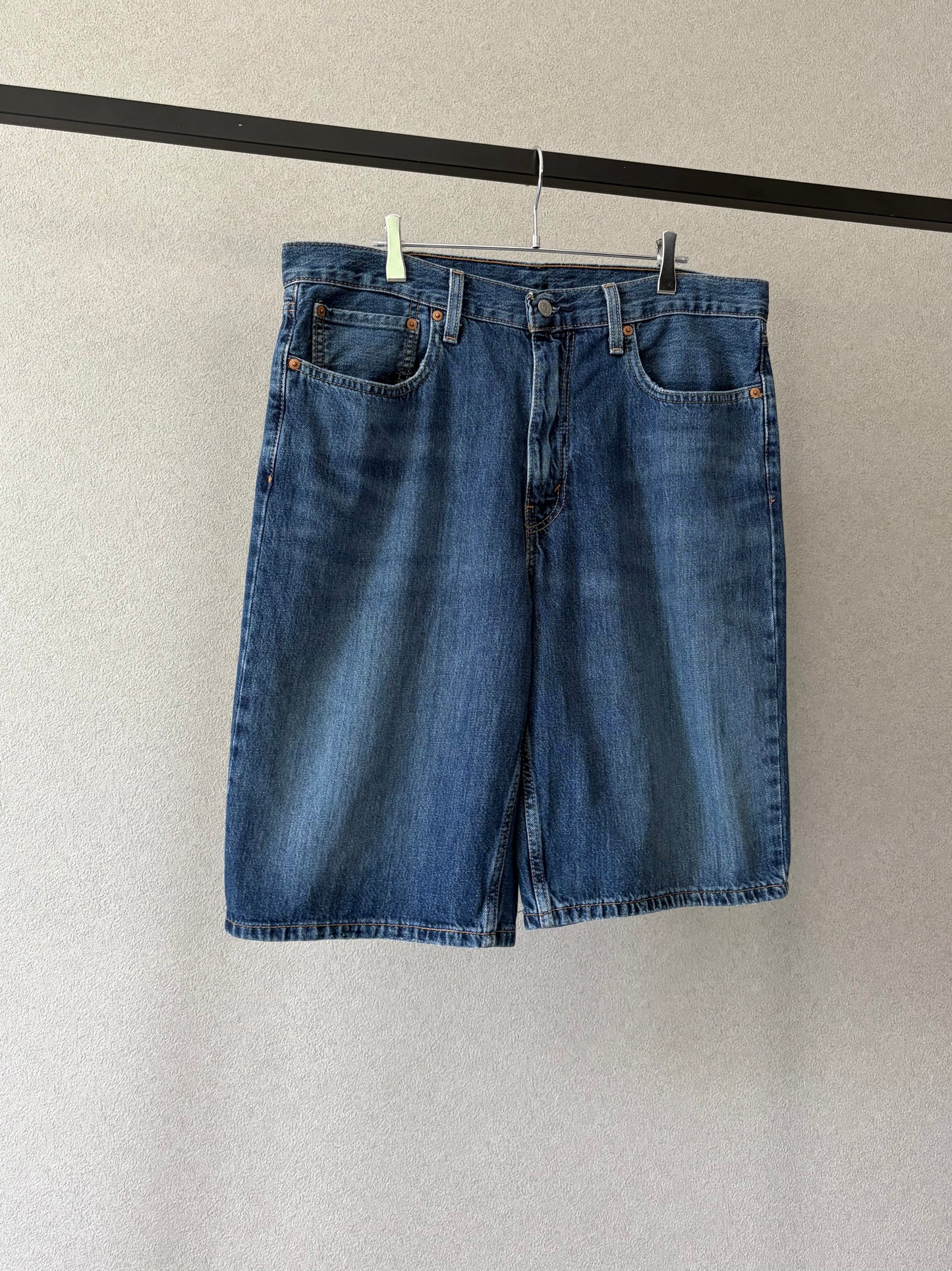 00's Levi's 469 denim shorts