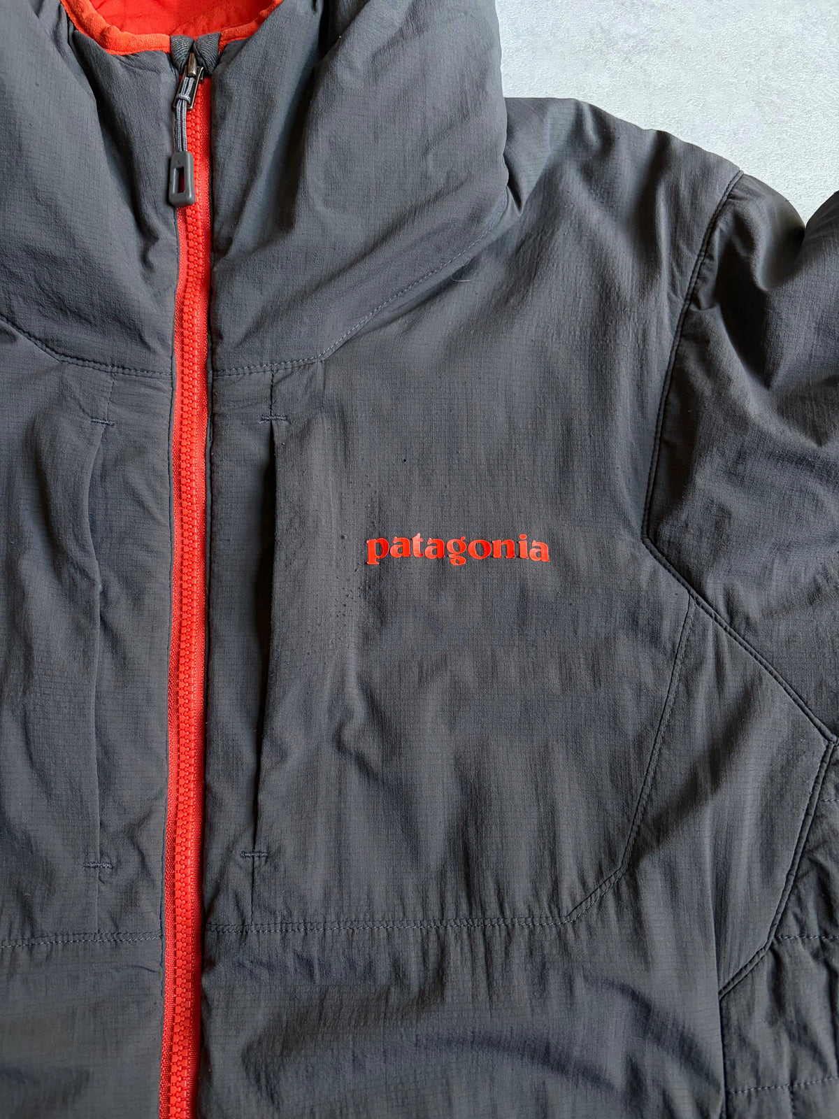 10's patagonia insulation jacket