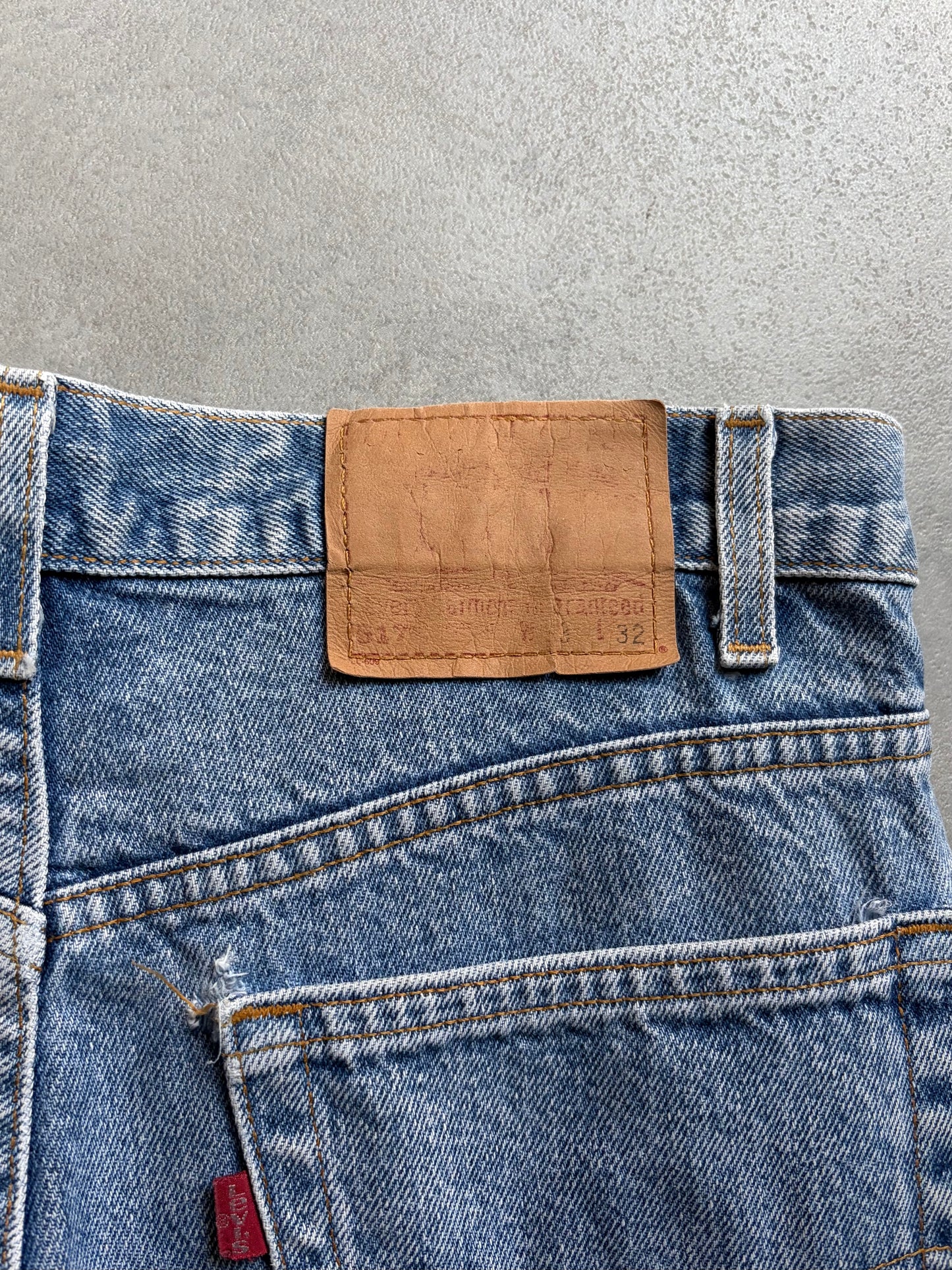 90's Levi’s 517 denim pants