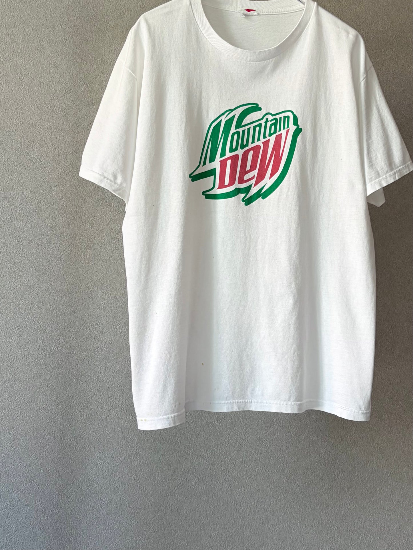 00's Mountain Dew print t-shirt