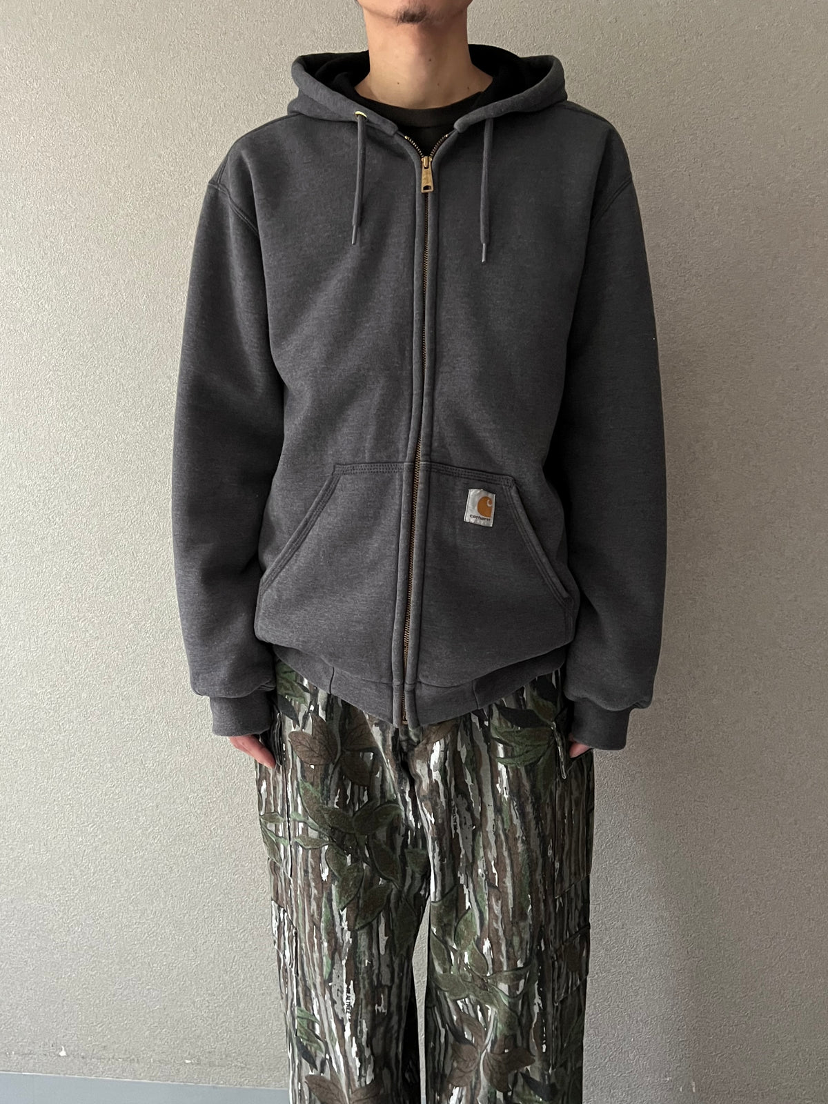 00's carhartt thermal lining zip up sweat hoodie