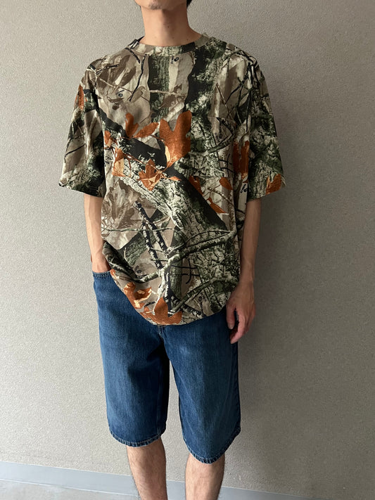 00's Outfitters Ridge real tree t-shirt