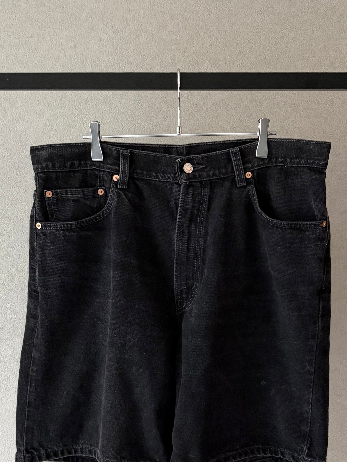 00's Levi's 550 denim shorts