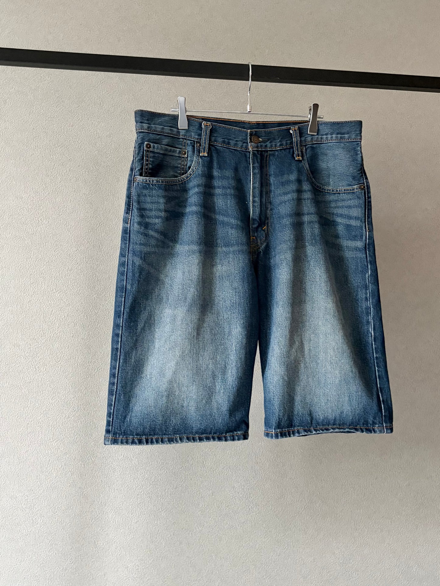 00's Levi's 569 denim shorts