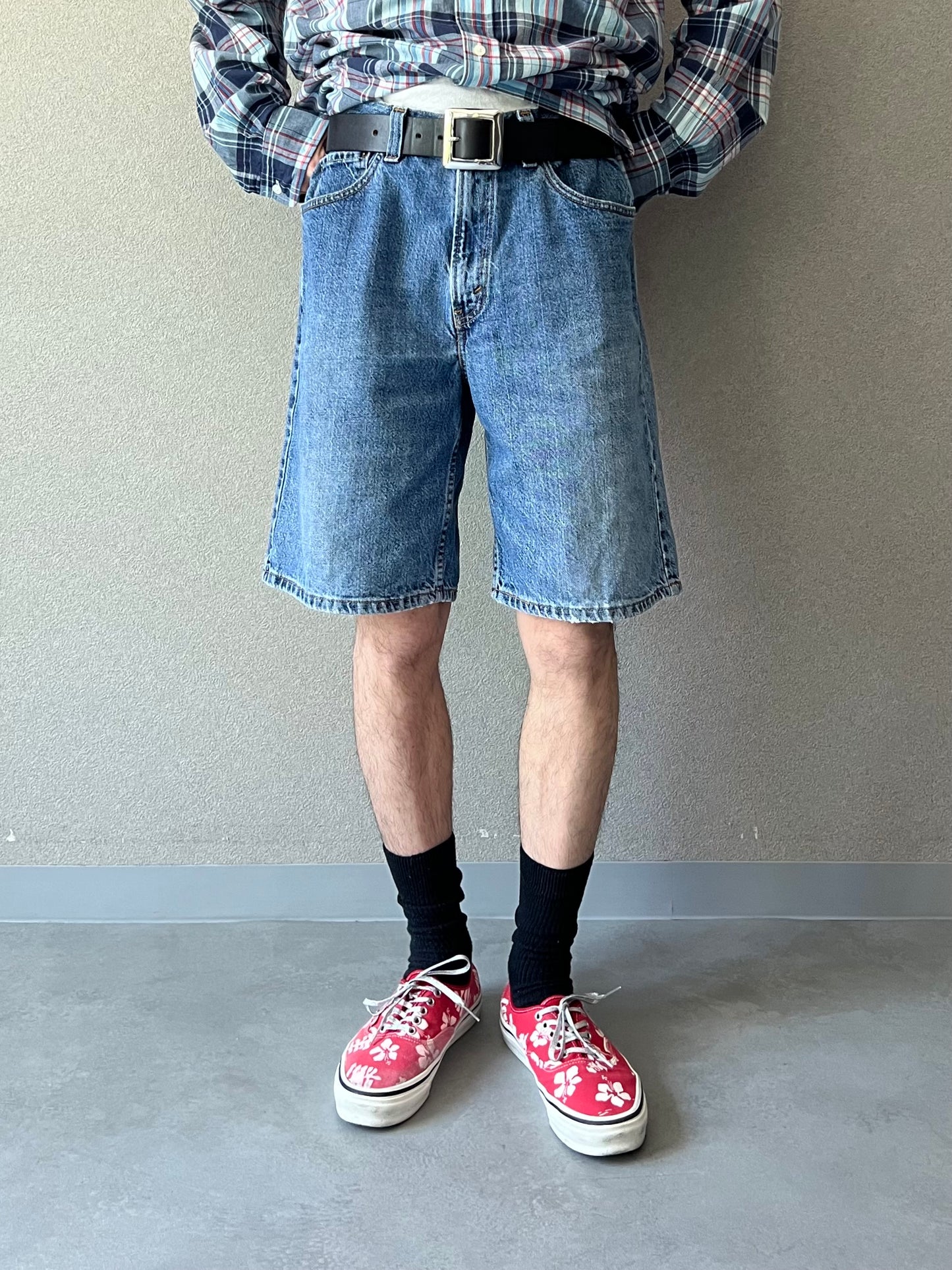 00's Levi's 550 denim shorts