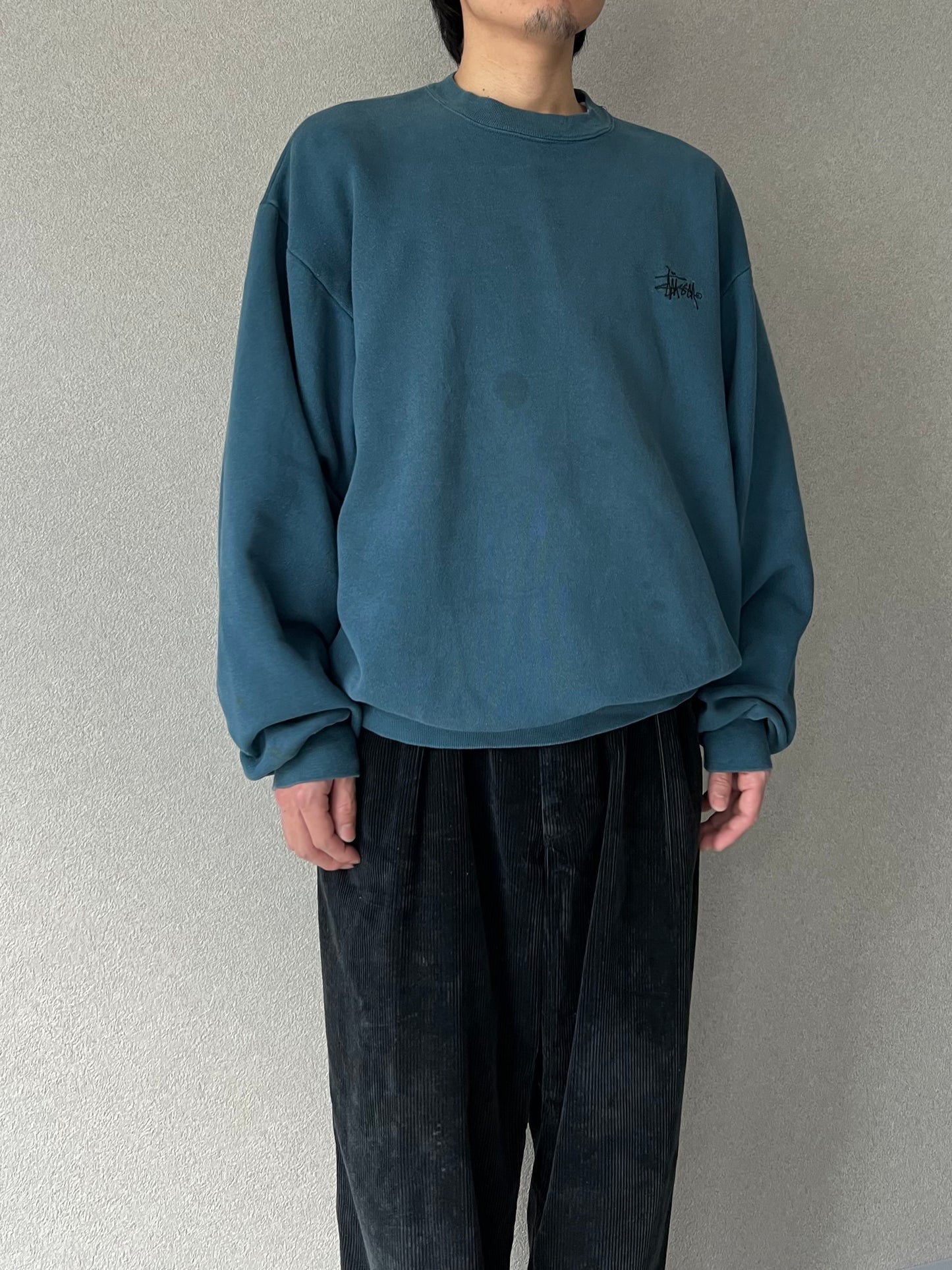 90's stussy sweater