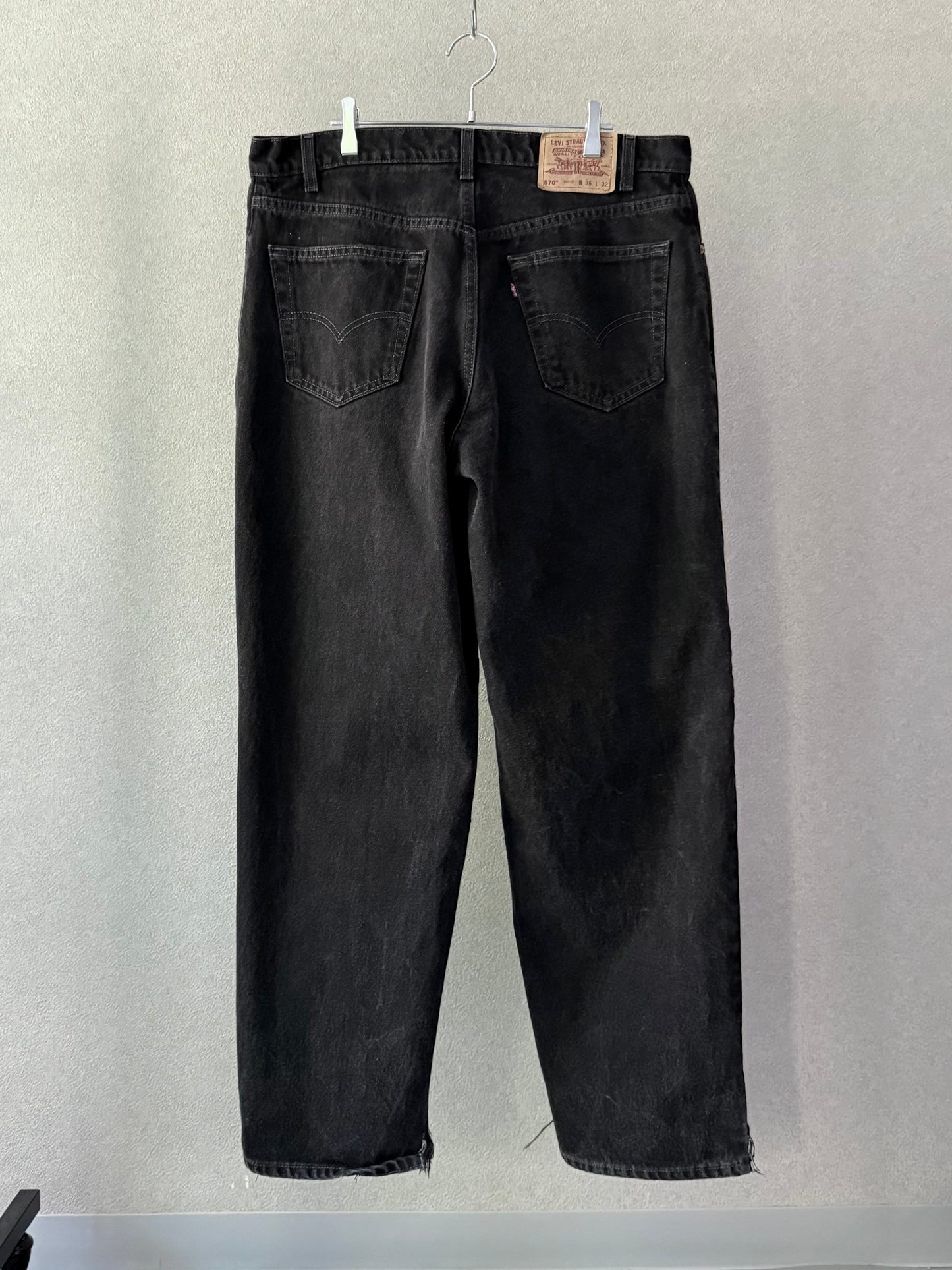 90's Levi's 570 denim pants "Made in USA"