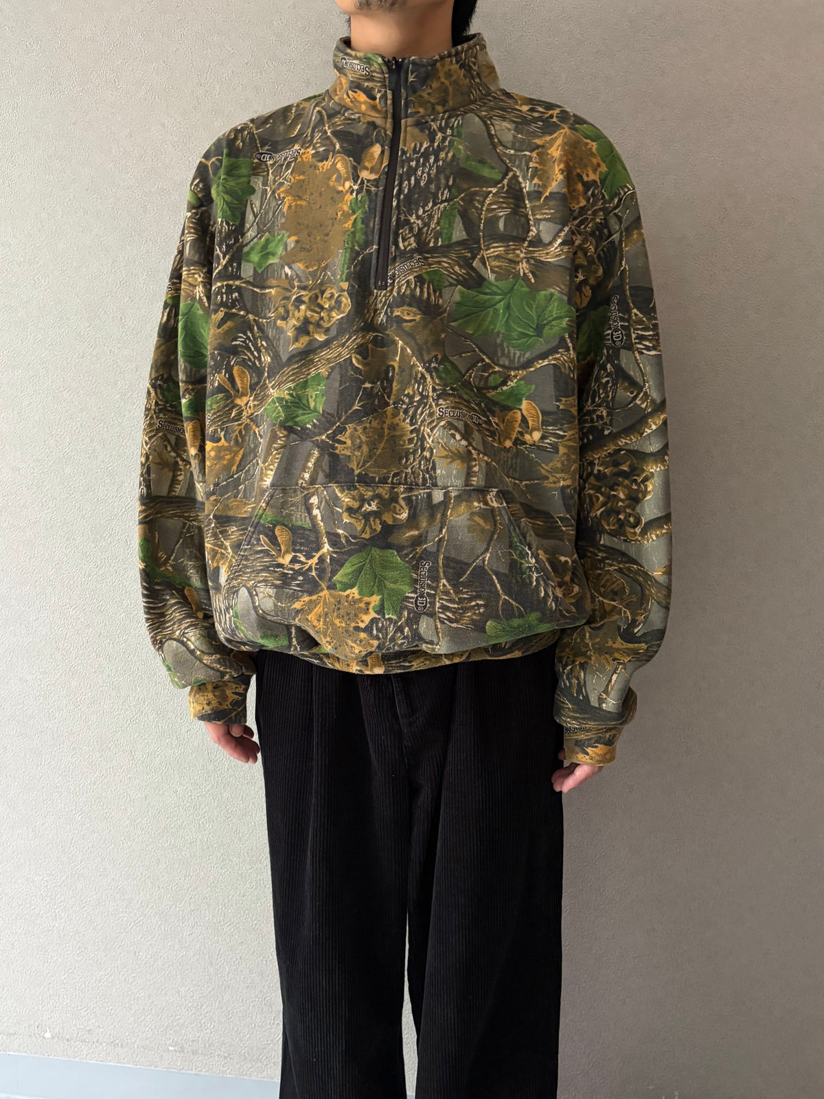 00's Cabela's half zip sweater