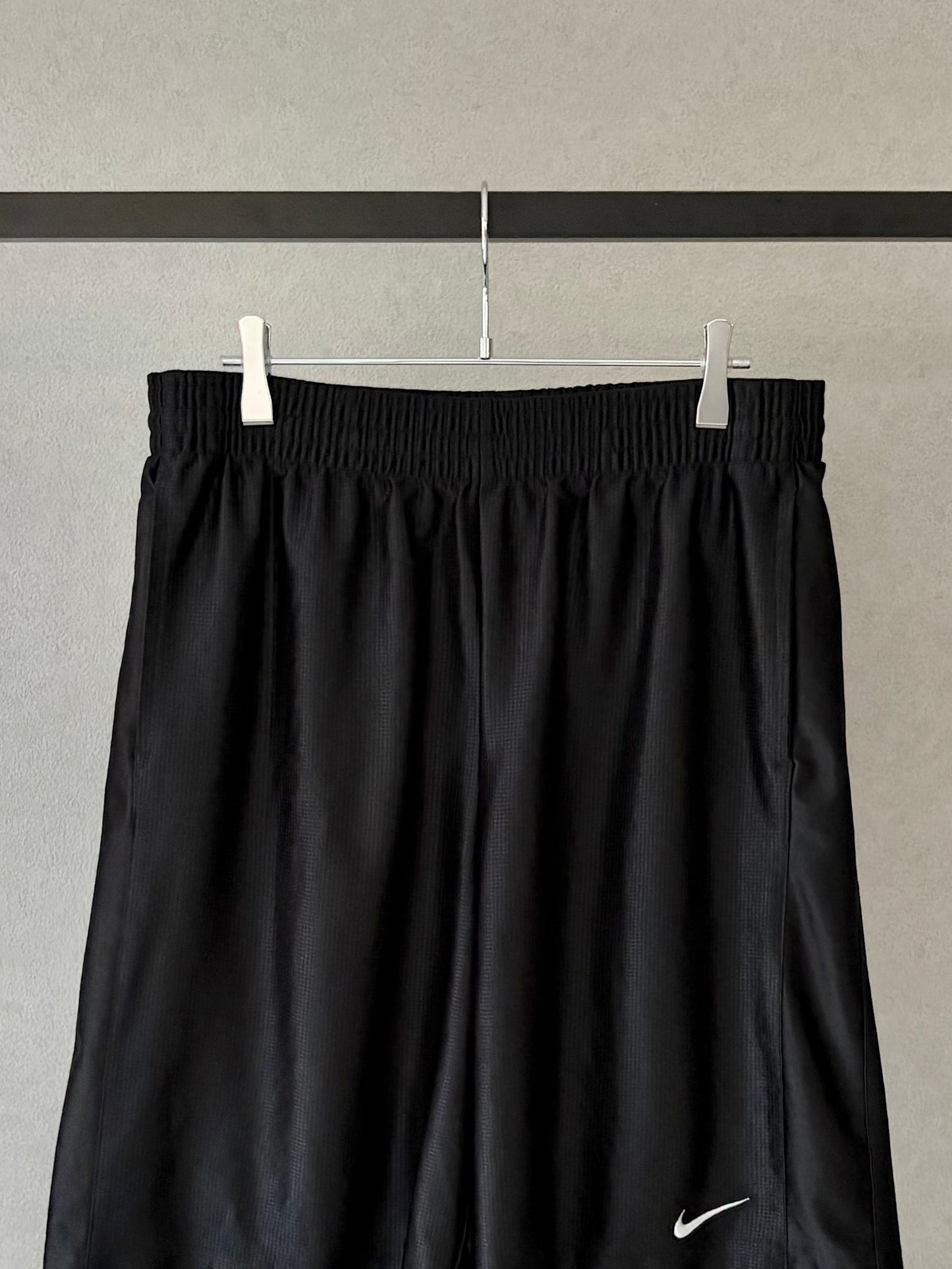 00's NIKE basketball shorts
