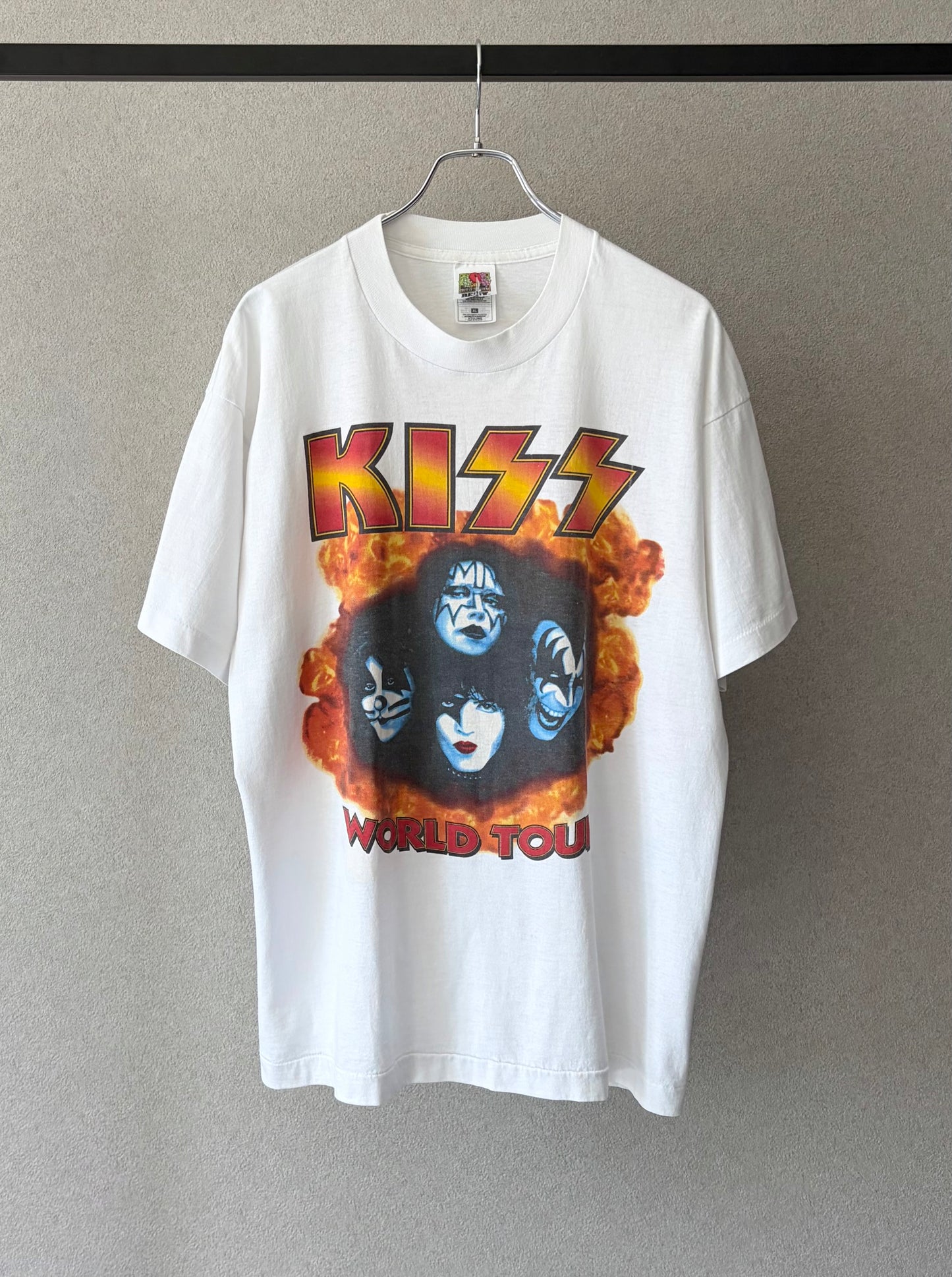 90's KISS music t-shirt