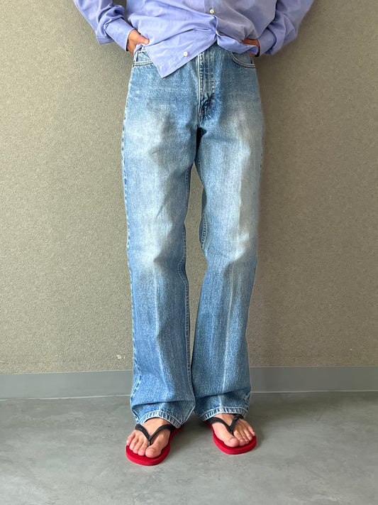 90's Levi’s 517 denim pants
