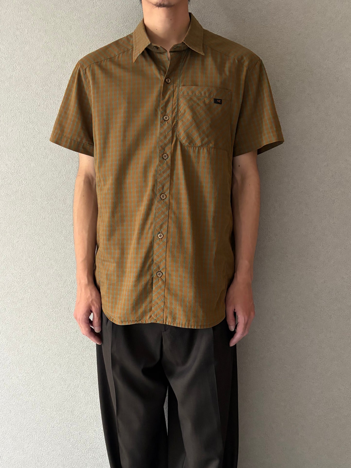 10's ARC'TERYX shirt