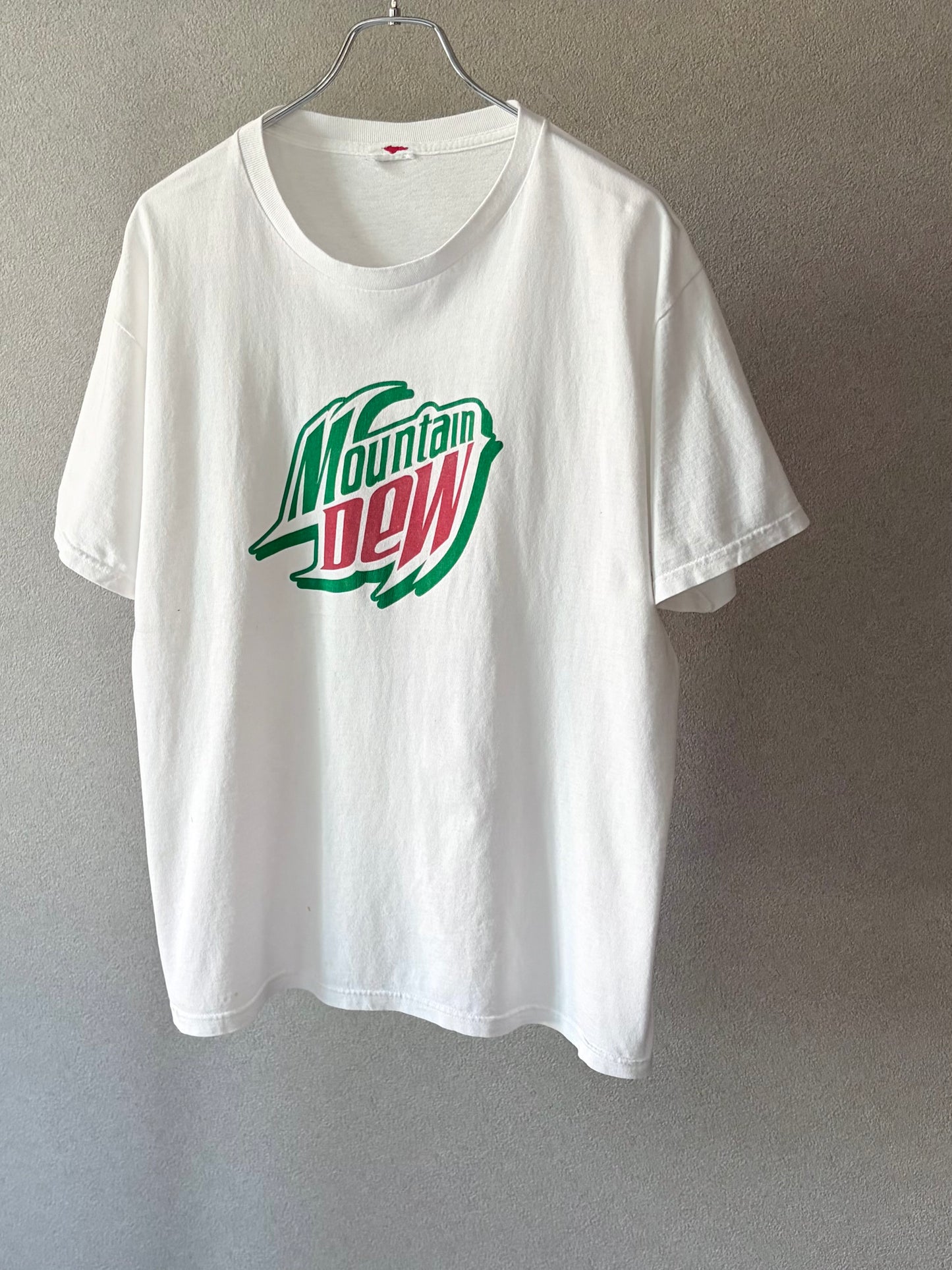 00's Mountain Dew print t-shirt
