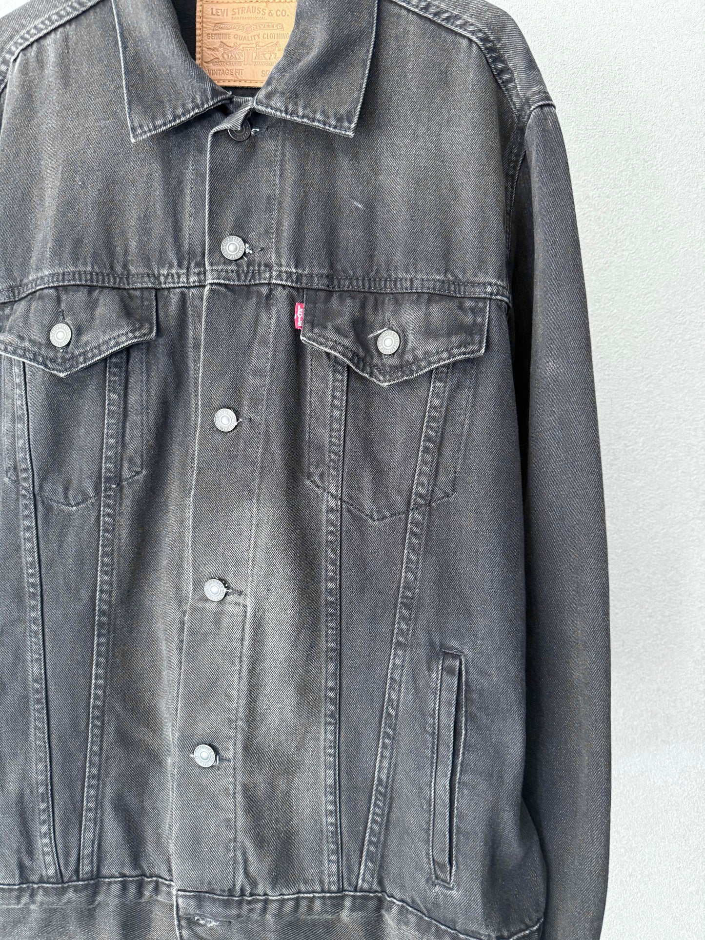 00's Levi's denim jacket