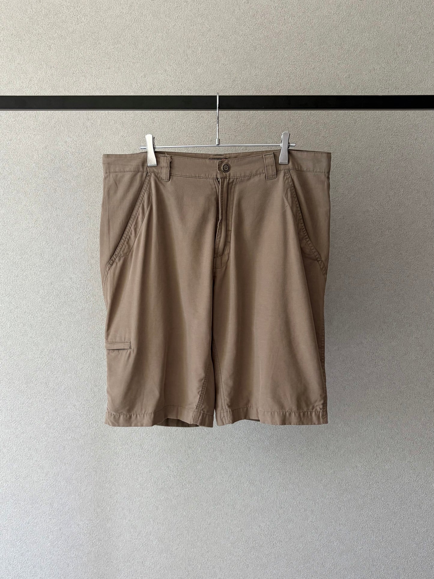 00's ROYAL ROBBINS shorts