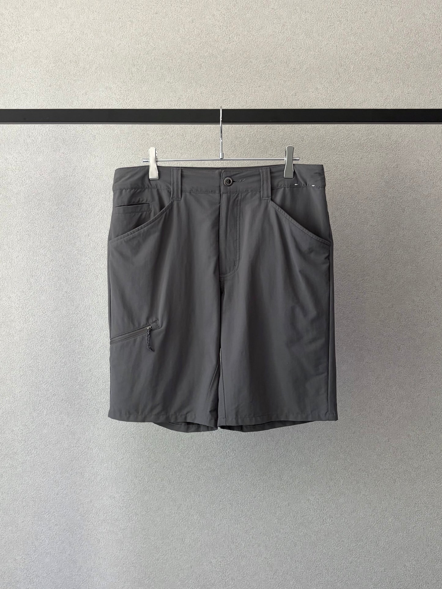 10's Patagonia climbing shorts