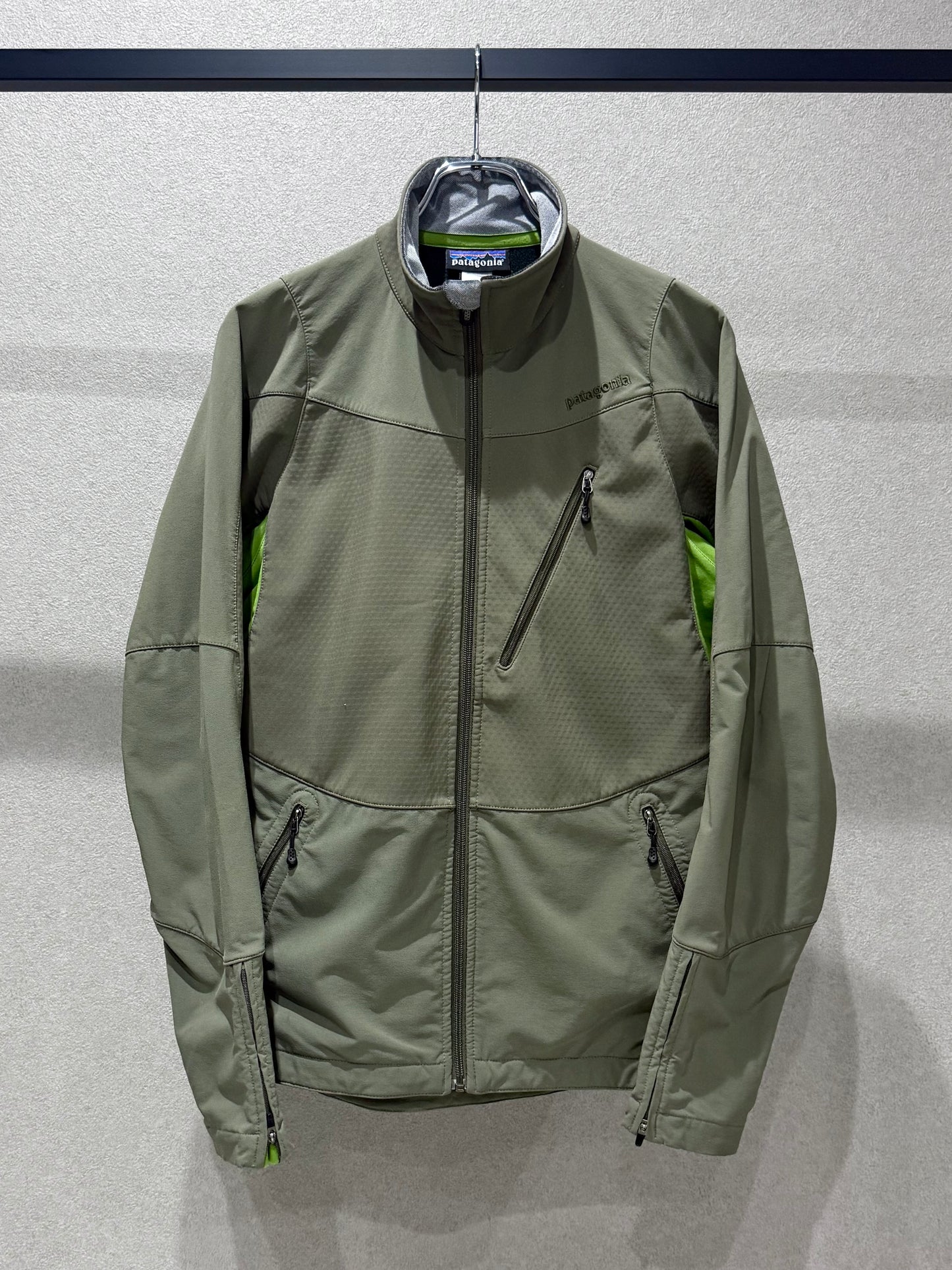 00's patagonia softshell jacket