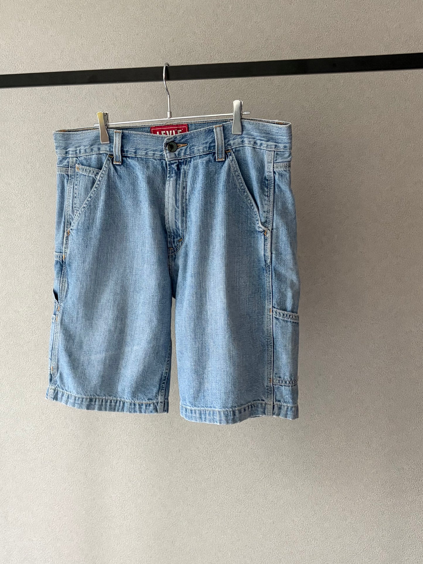 00's Levi's denim painter shorts
