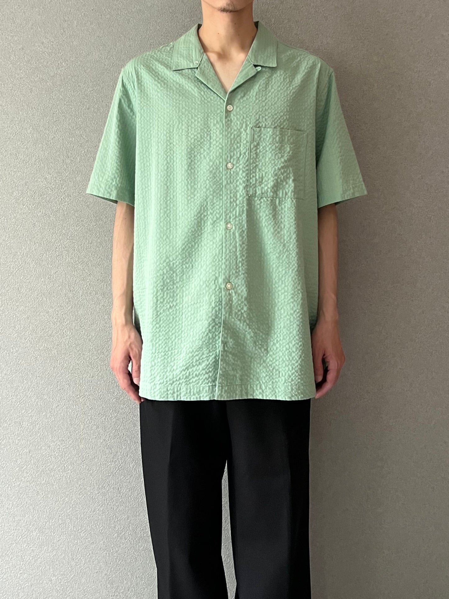 00's GAP open collar seersucker shirt