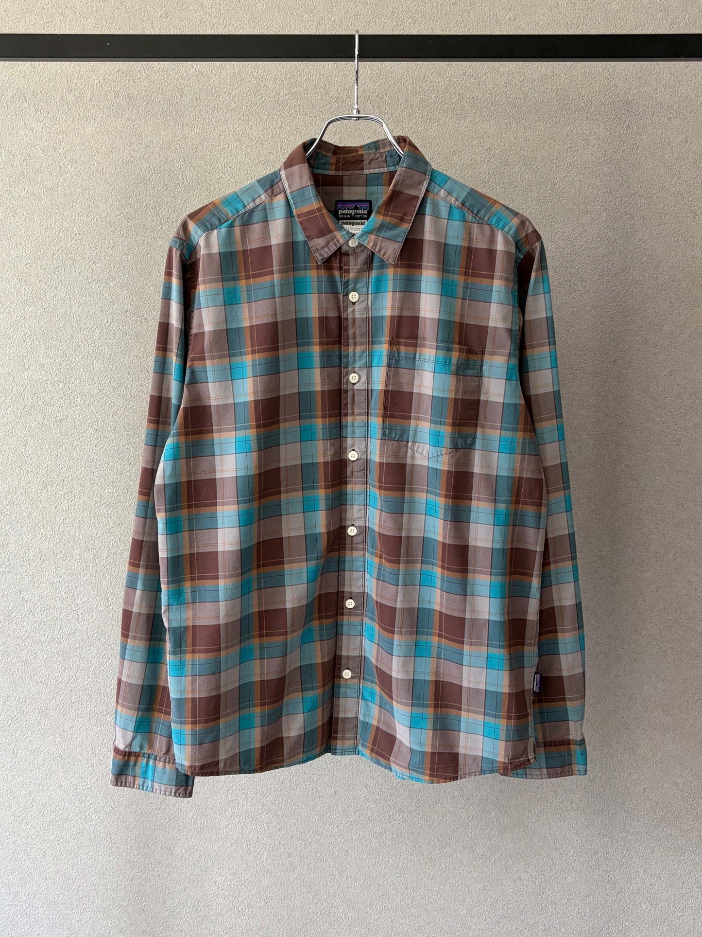 00's patagonia shirt