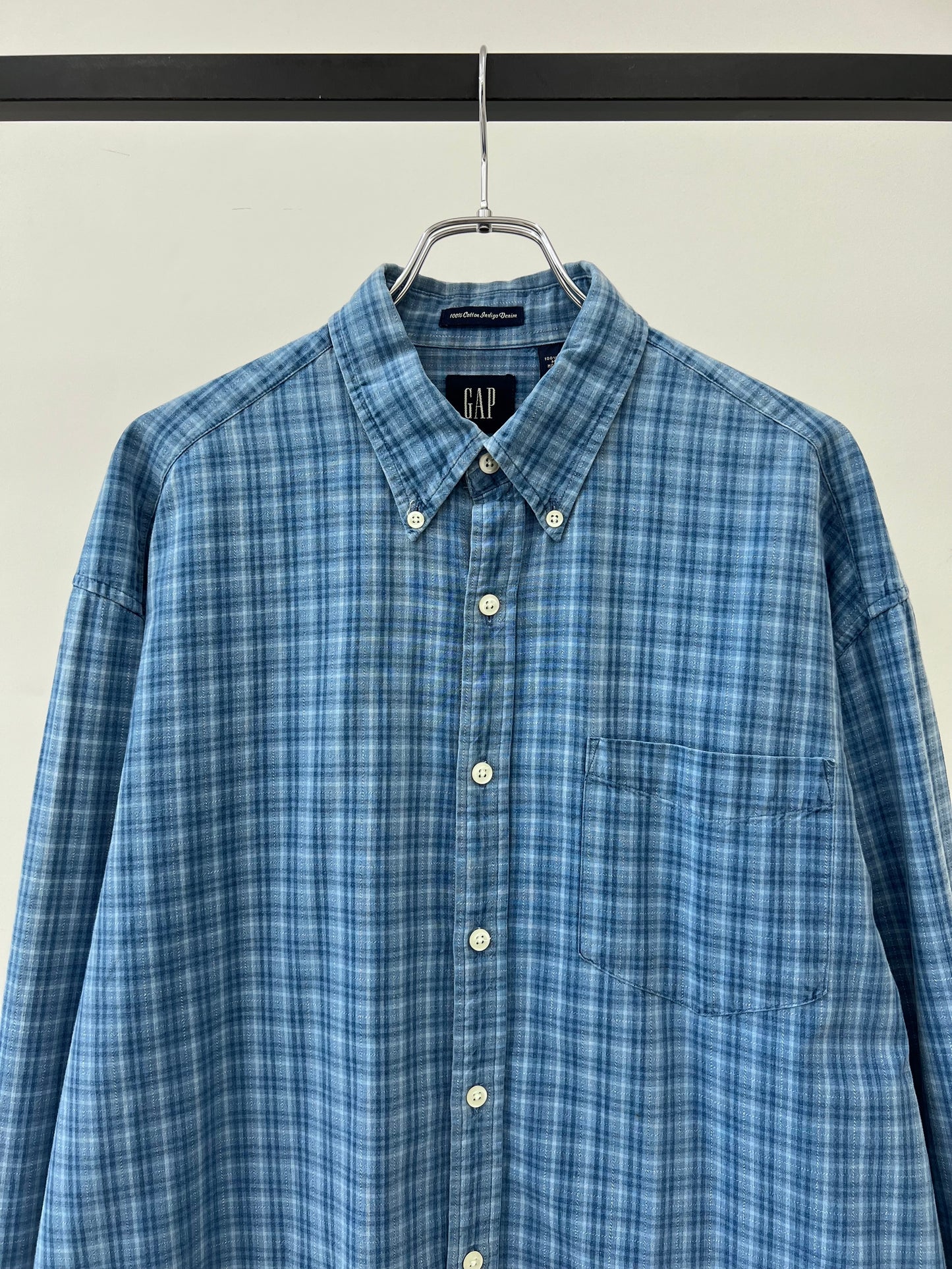 00's GAP BD shirt