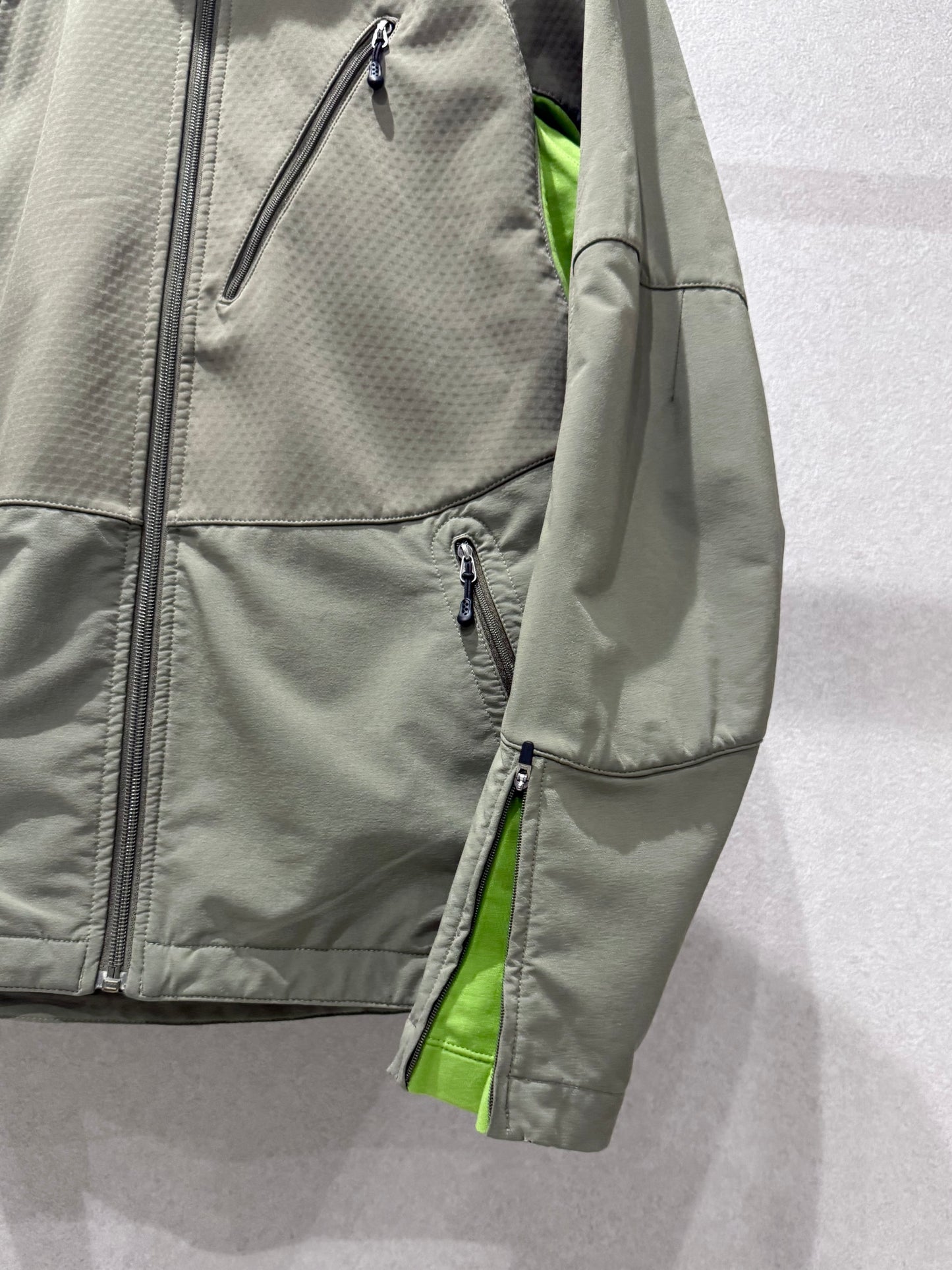 00's patagonia softshell jacket