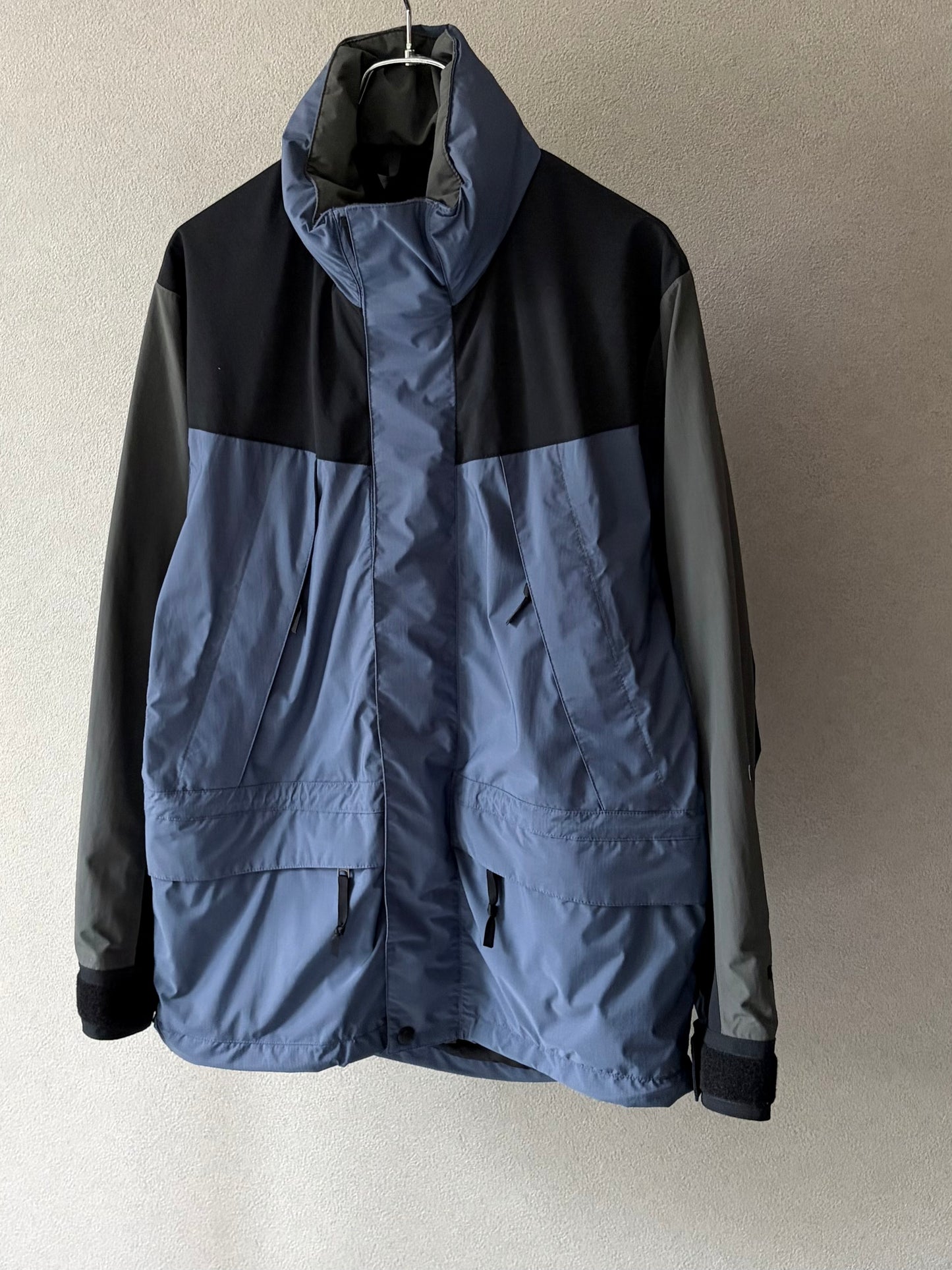 90's〜 THE NORTH FACE nylon jacket "HYVENT"