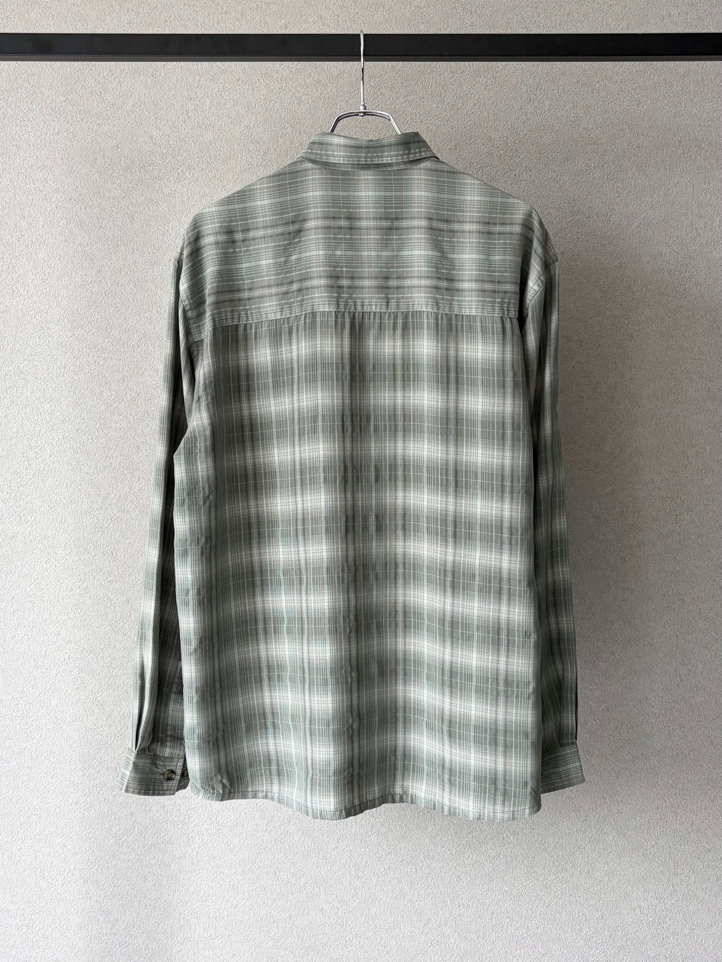 00's REI rayon shirt