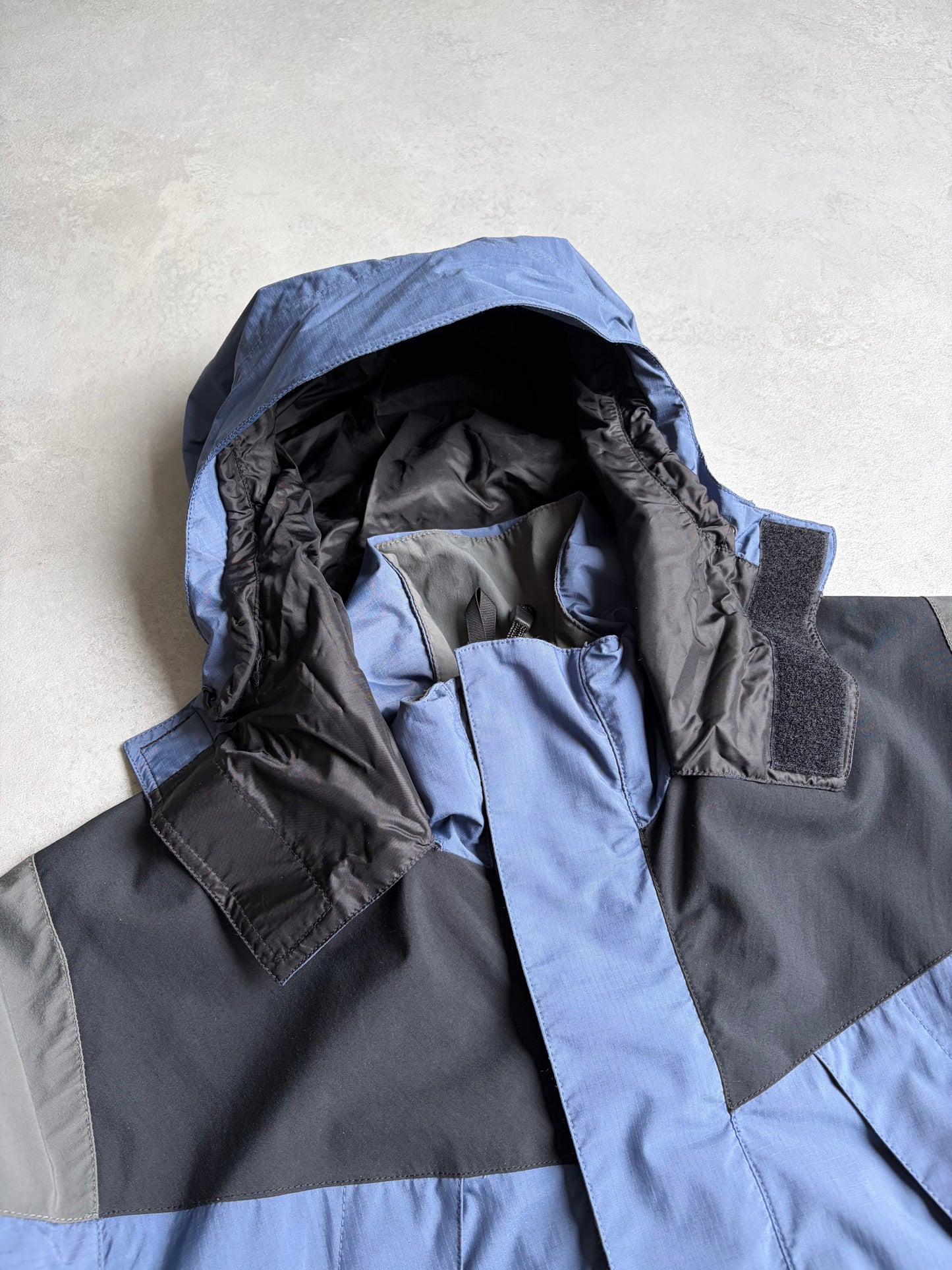 90's〜 THE NORTH FACE nylon jacket "HYVENT"