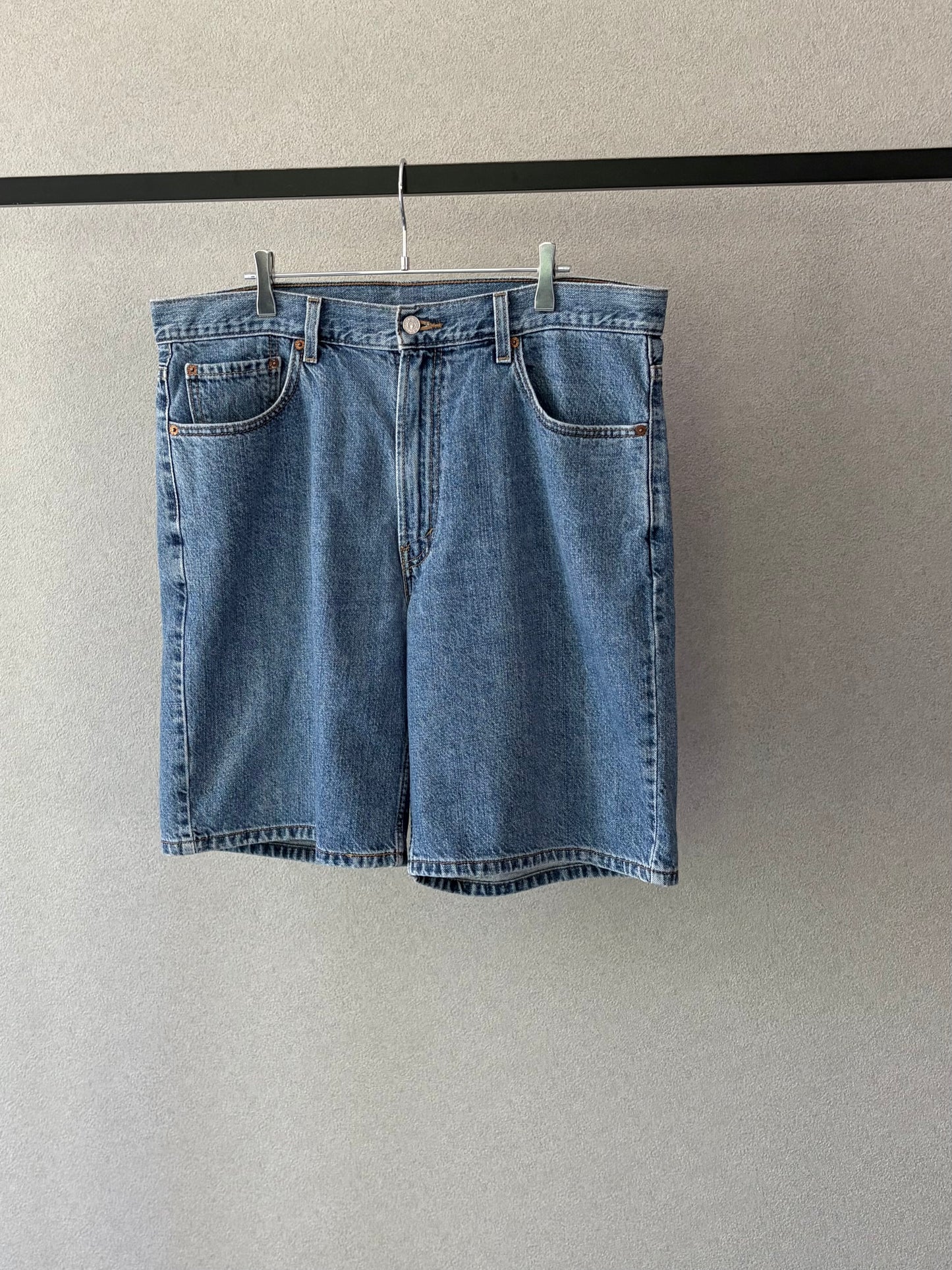 00's Levi's 550 denim shorts