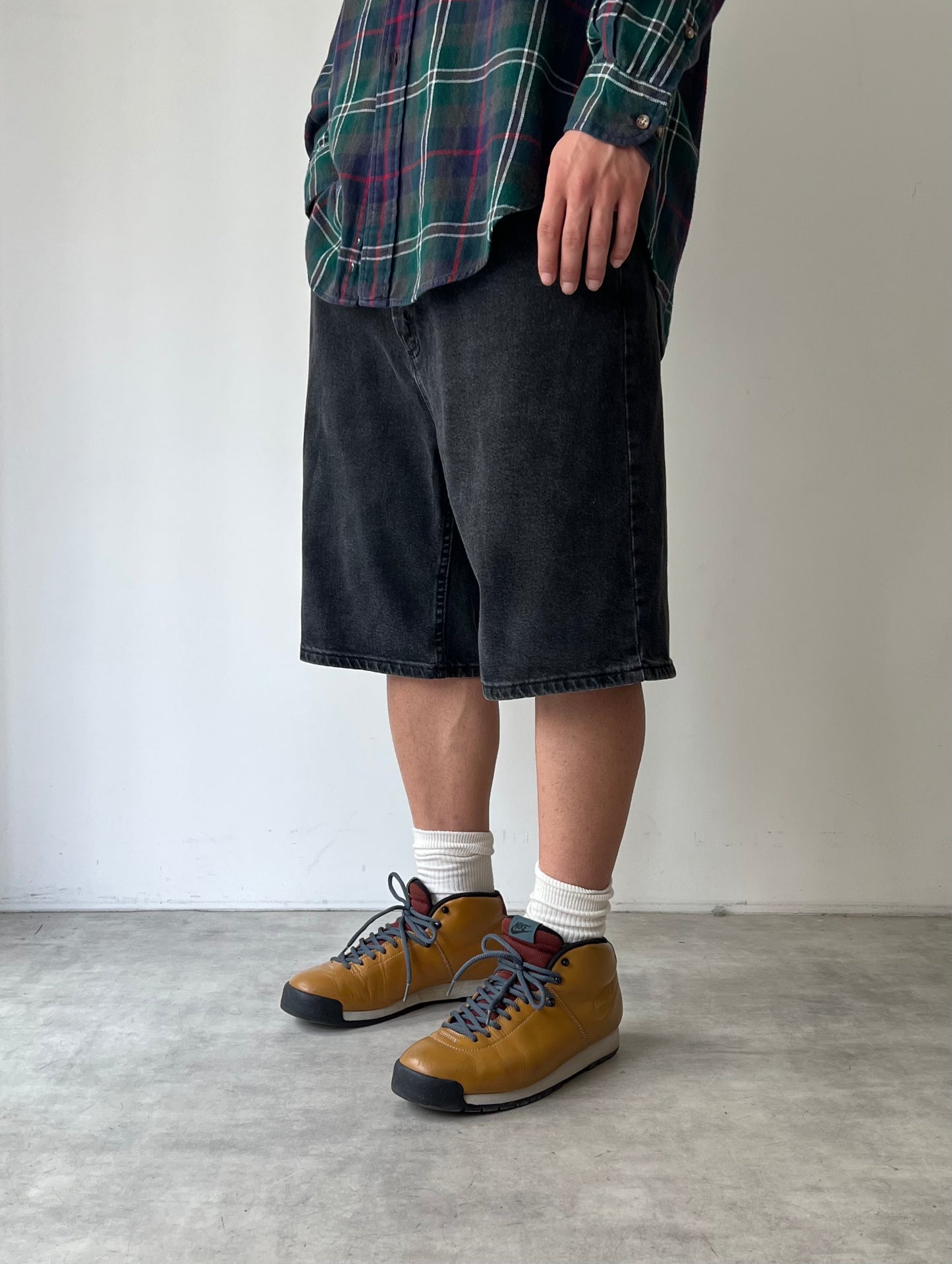 00's Wrangler denim shorts