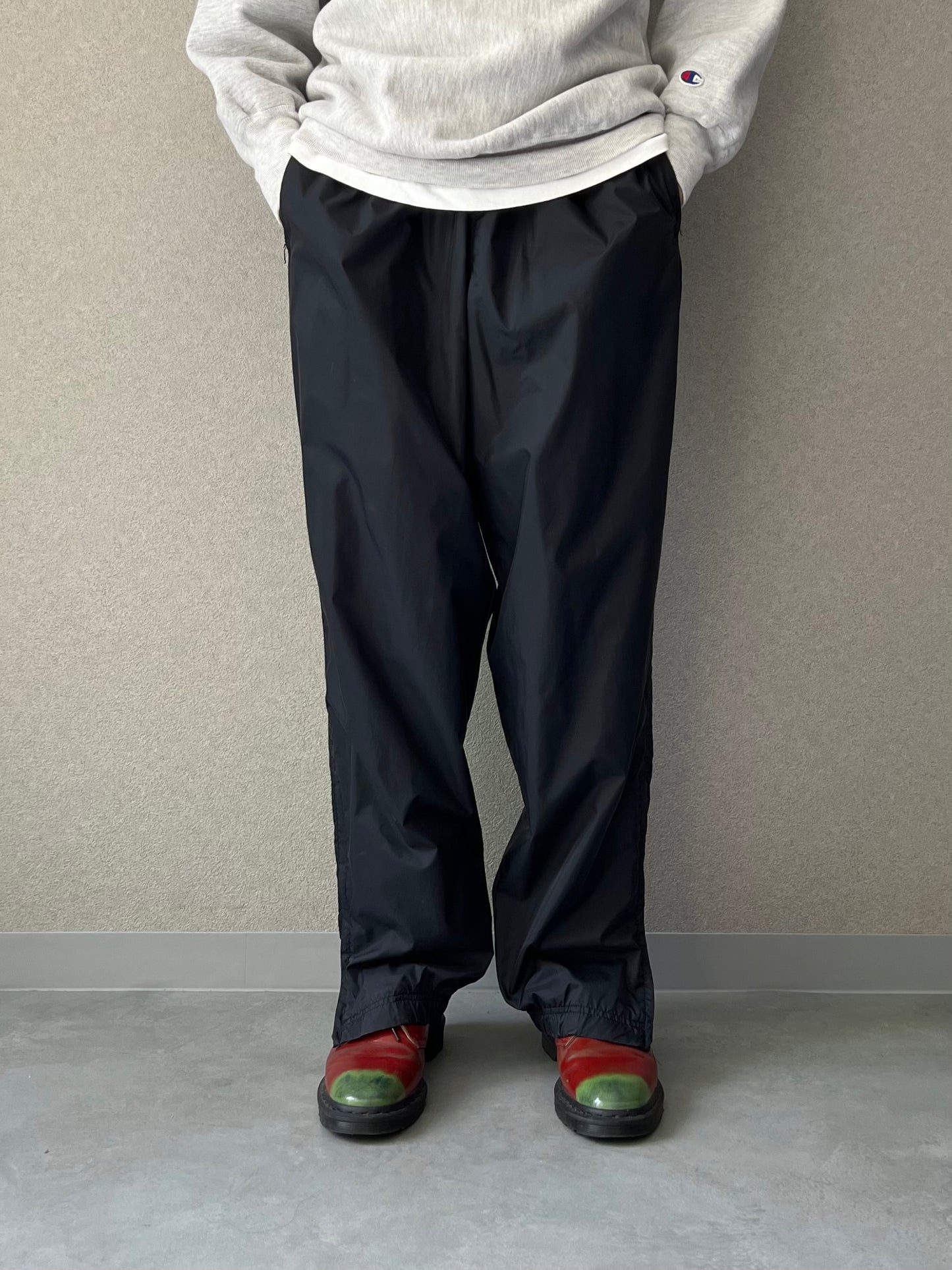 00's NIKE nylon pants