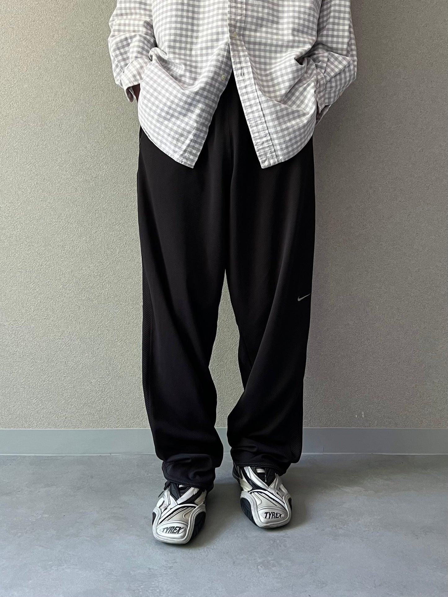 00's NIKE track pants
