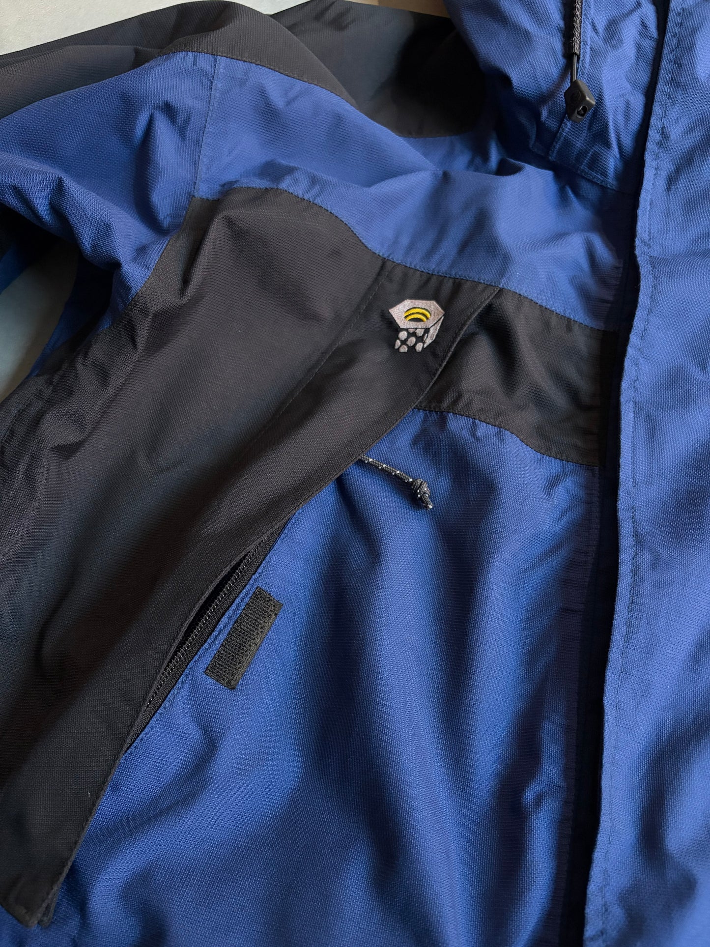 90's〜 MOUNTAIN HARDWEAR nylon jacket