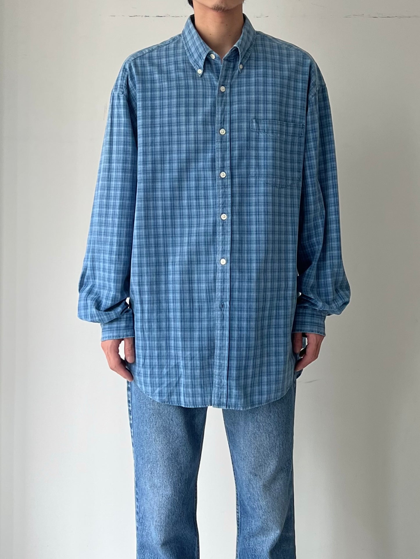 00's GAP BD shirt