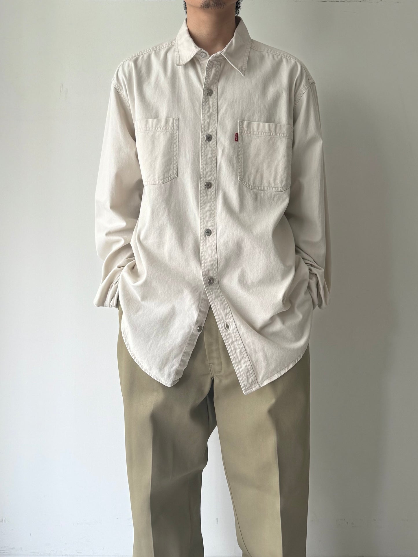 00's Levi's denim shirt