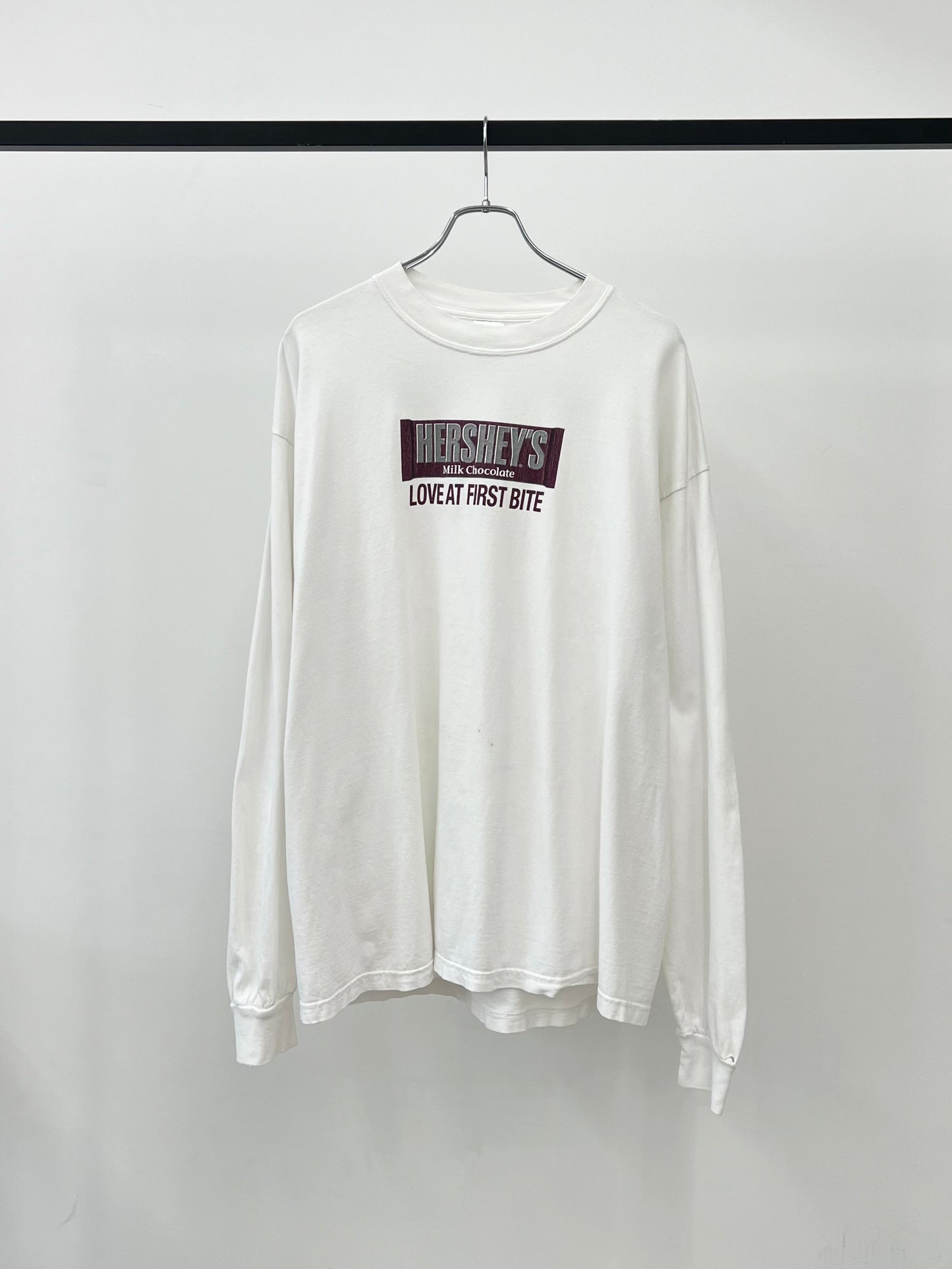 00's HERSHEY'S L/S t-shirt