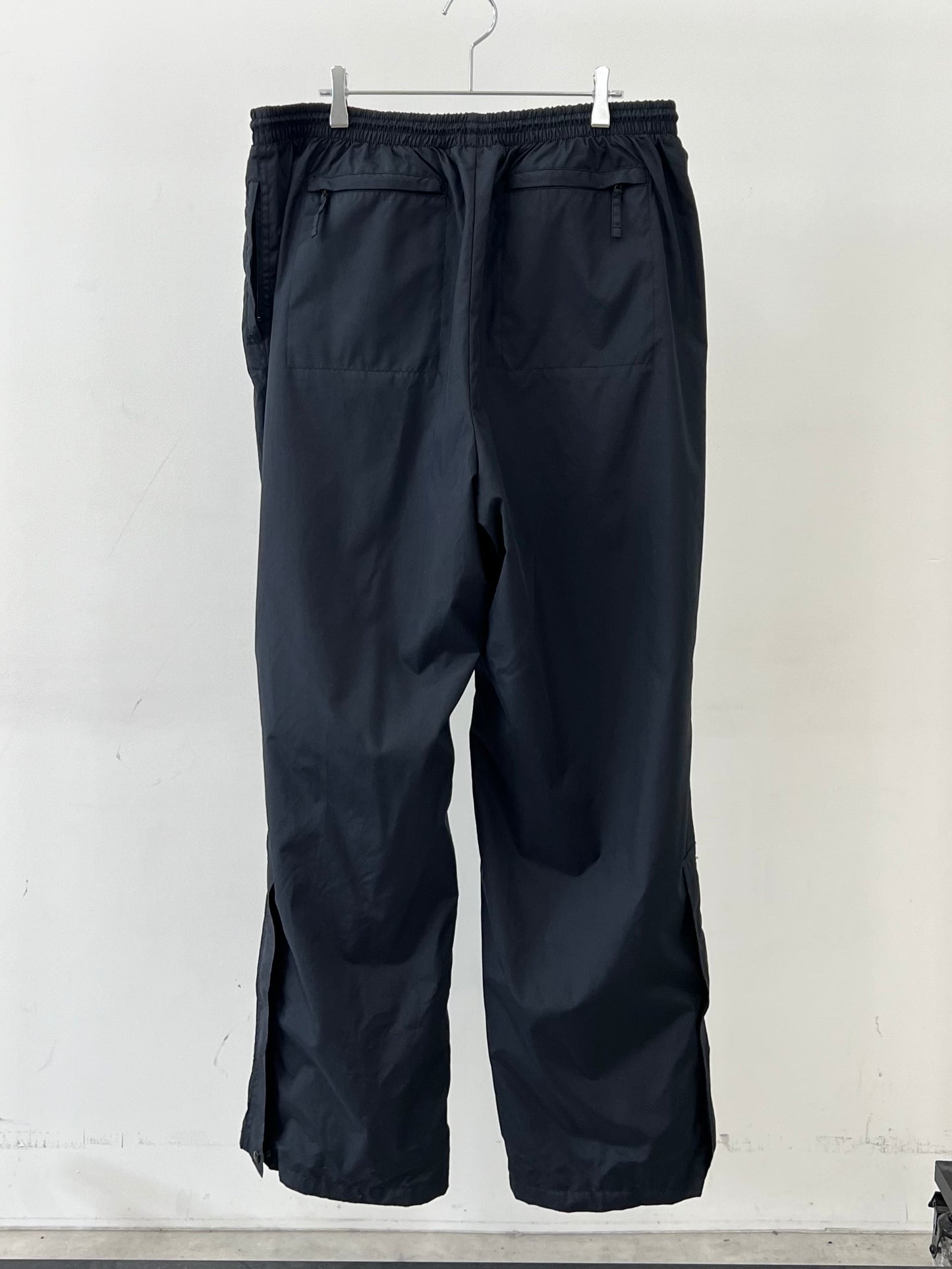 90's〜 ST. JOHN'S BAY nylon pants