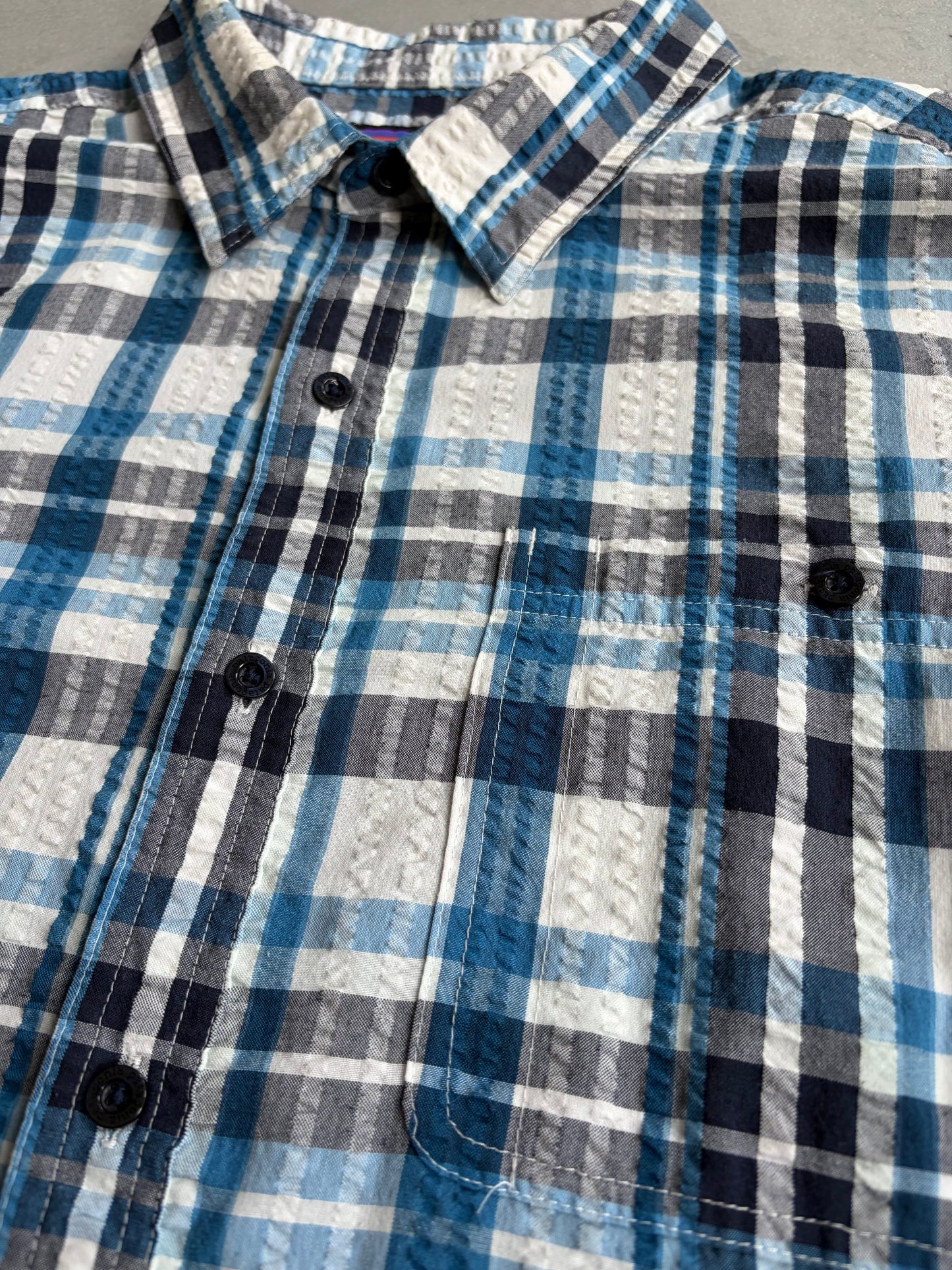 00's patagonia seersucker shirt