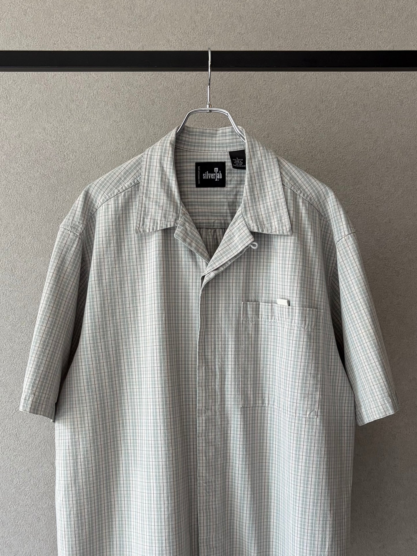00's Levi's silverTab open collar shirt