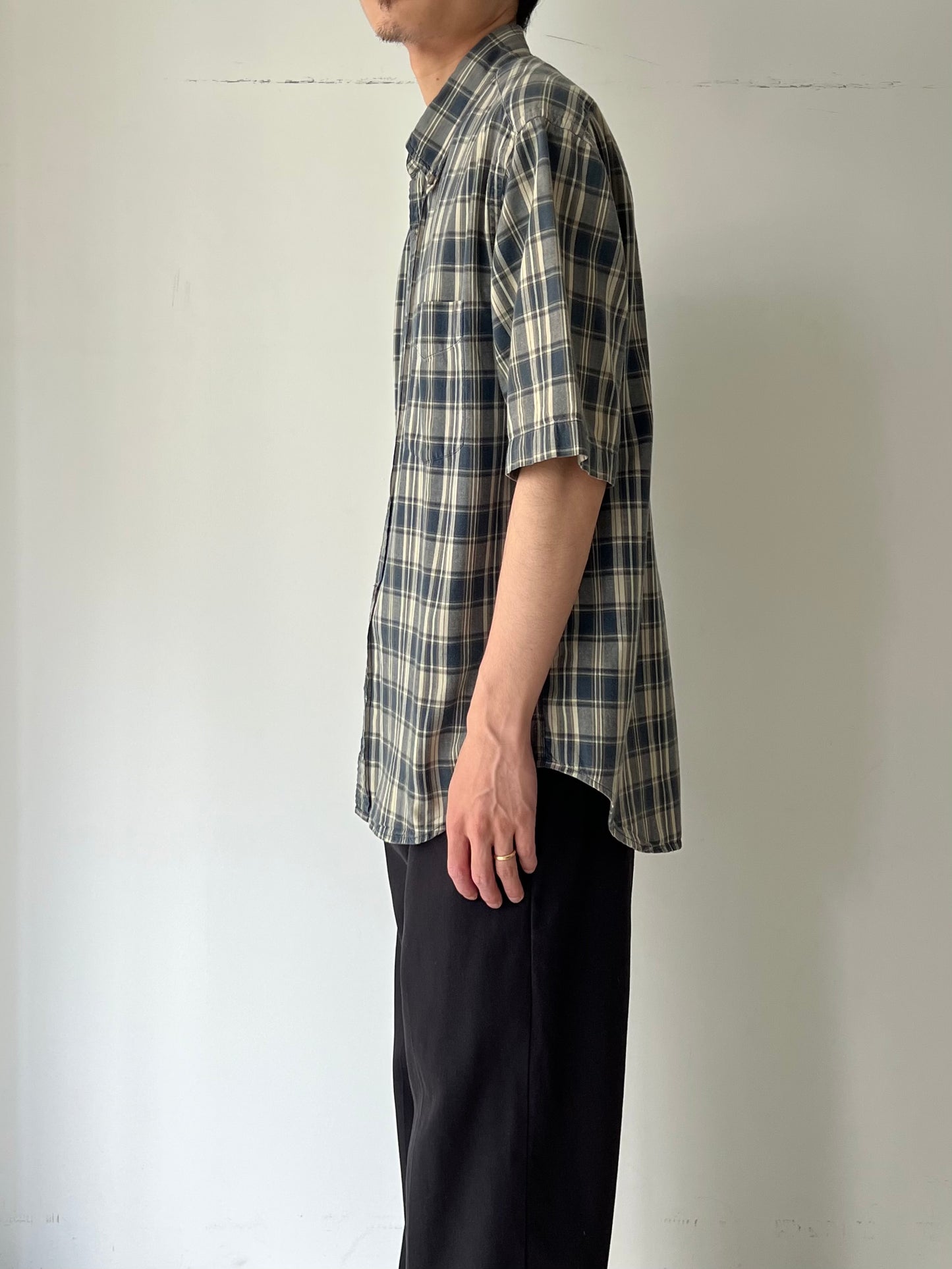 00's GAP BD shirt