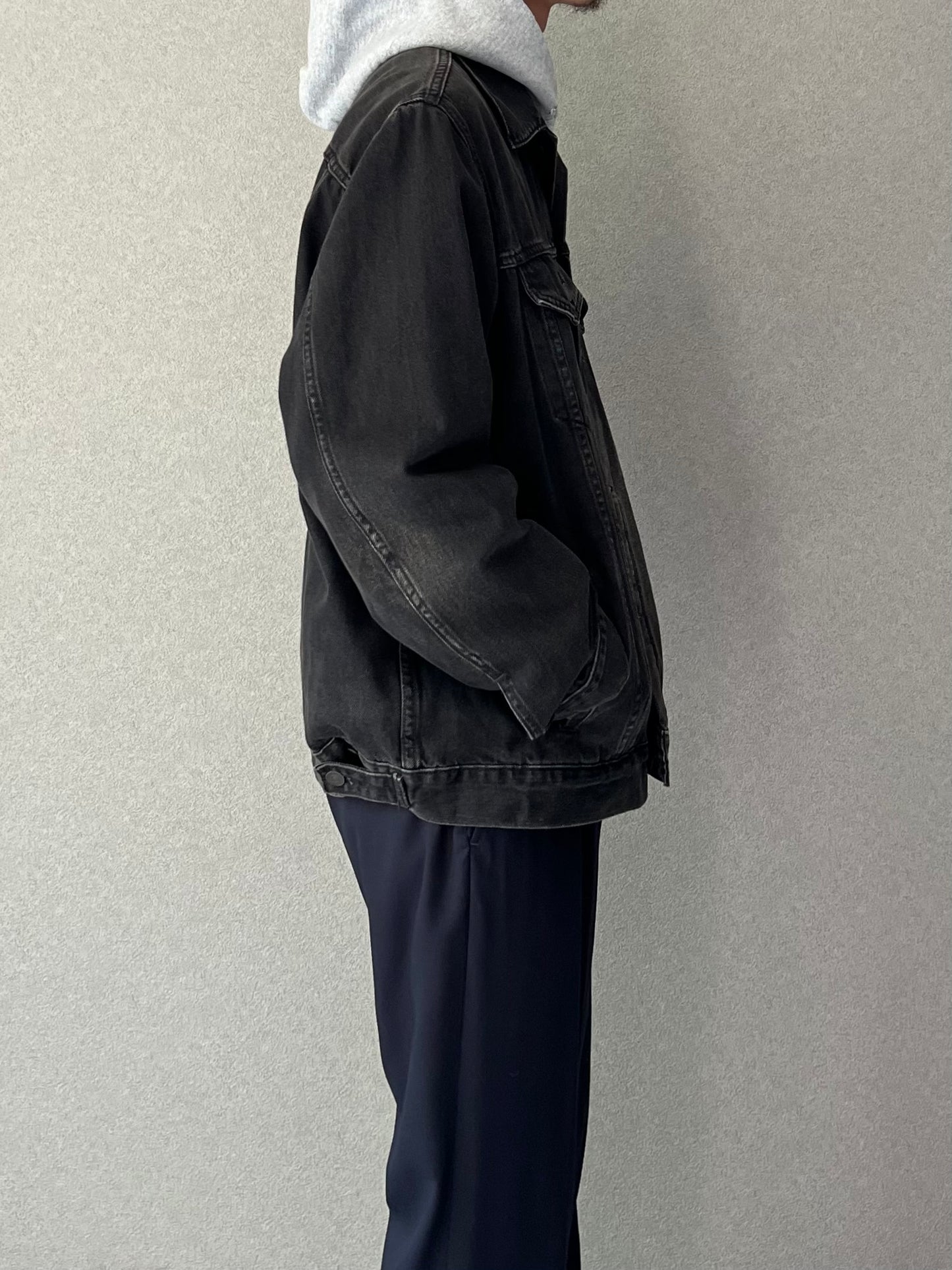 00's Levi's denim jacket