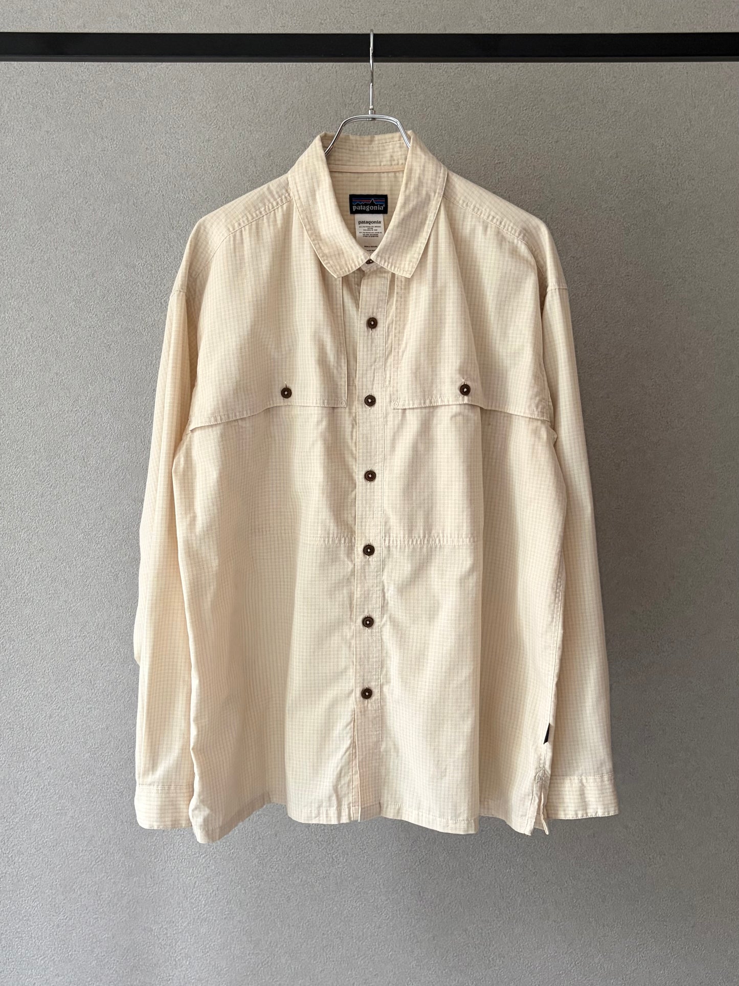 00's patagonia shirt