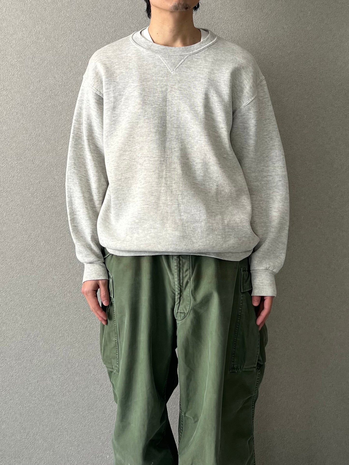 90's RUSSELL sweater "Made in USA"