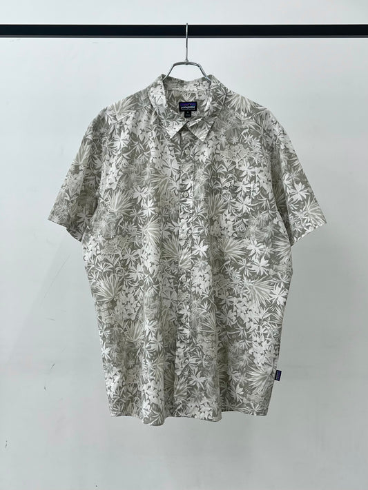 00's patagonia aroha shirt