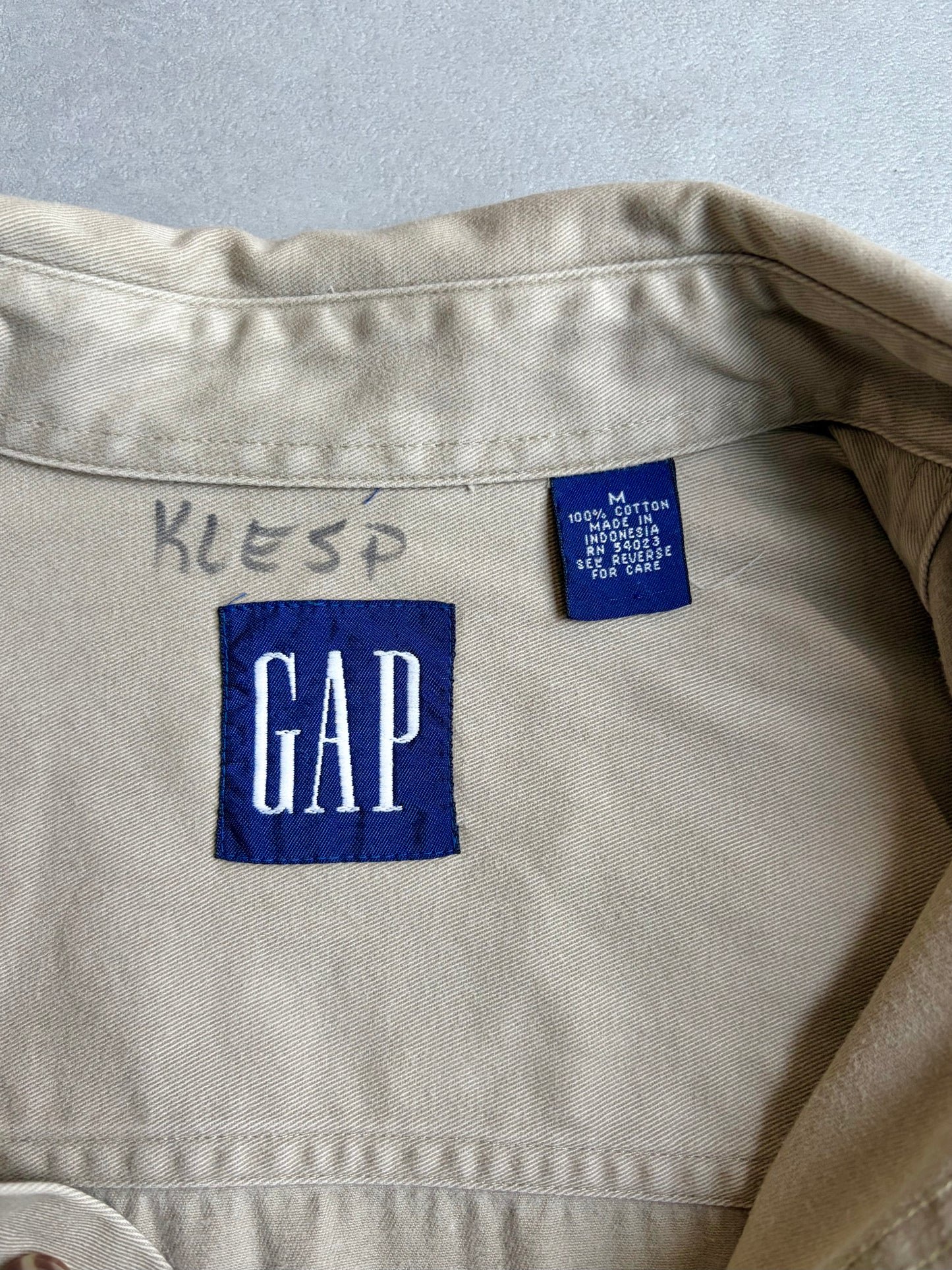 00's GAP work shirt